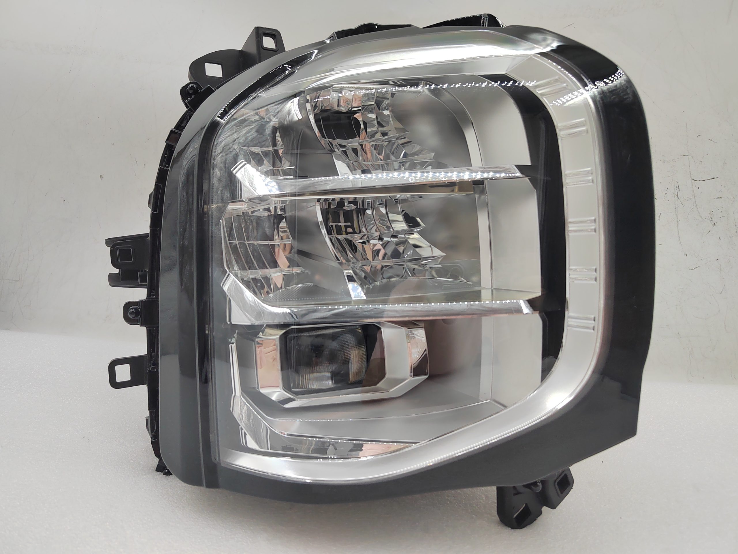 MITSUBISHI OUTLANDER 2021-2023 LED R.H.S HEADLIGHT ASSEMBLY