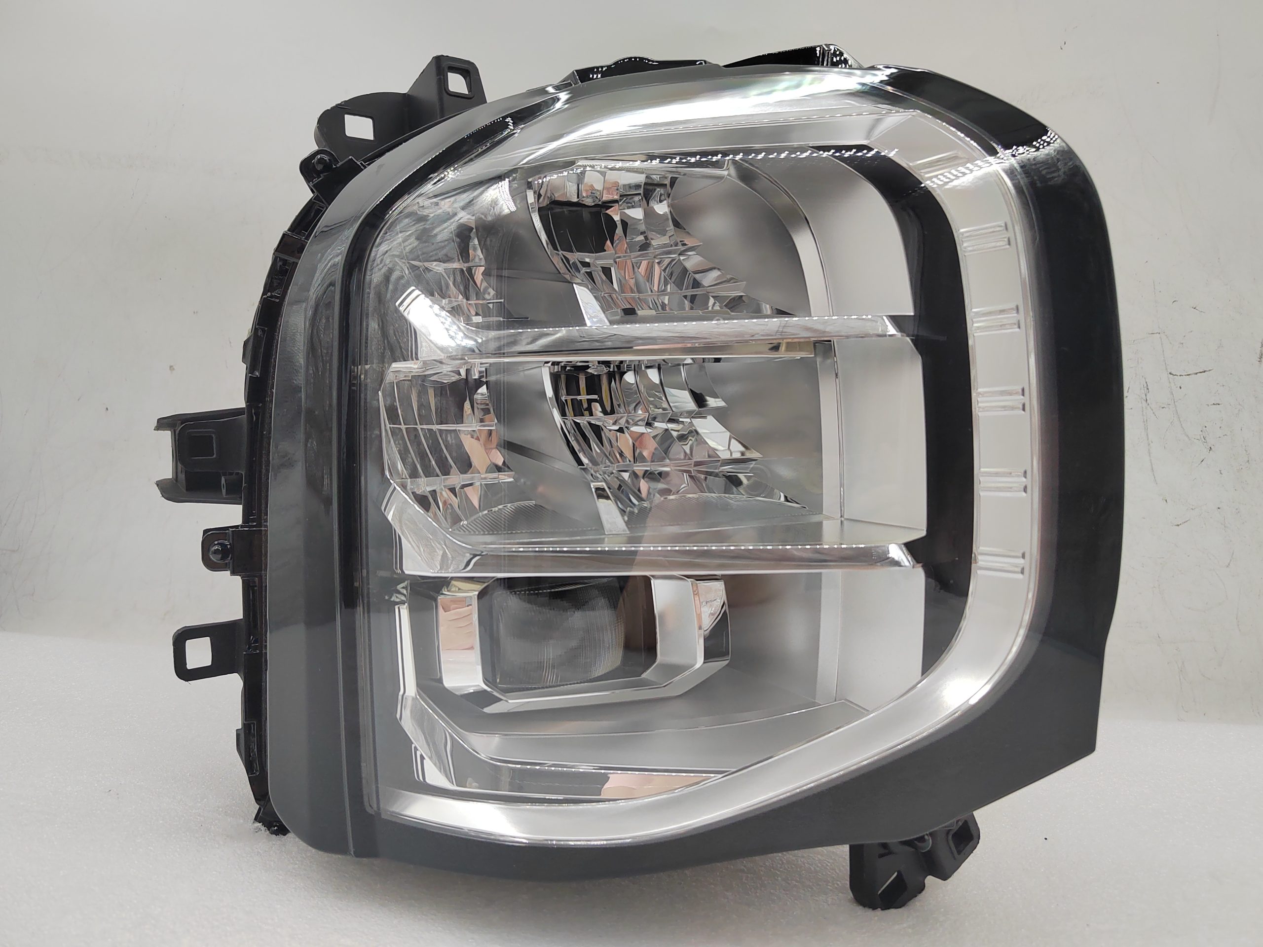 MITSUBISHI OUTLANDER 2021-2023 LED R.H.S HEADLIGHT ASSEMBLY