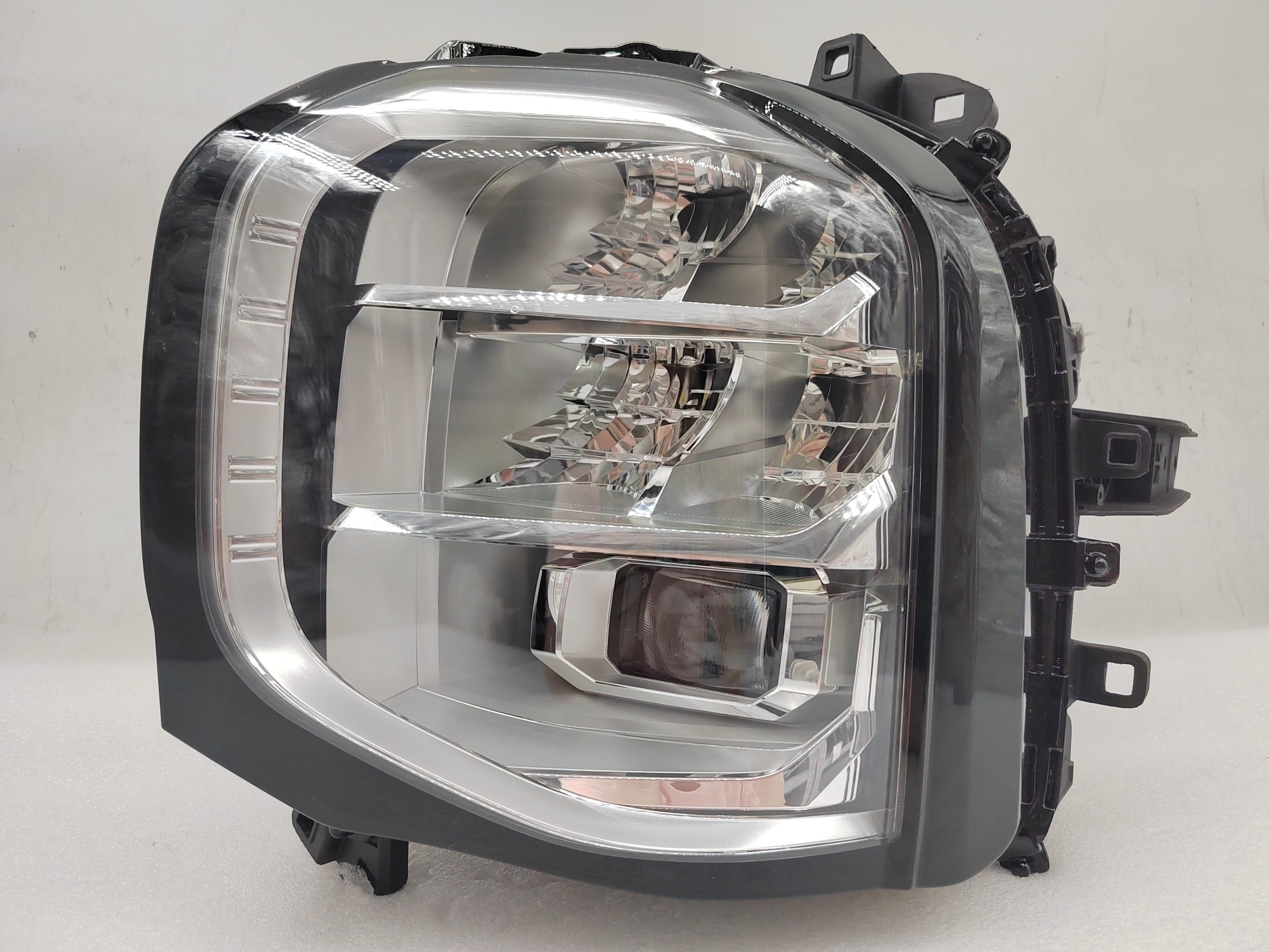 MITSUBISHI OUTLANDER 2021-2023 LED L.H.S HEADLIGHT ASSEMBLY