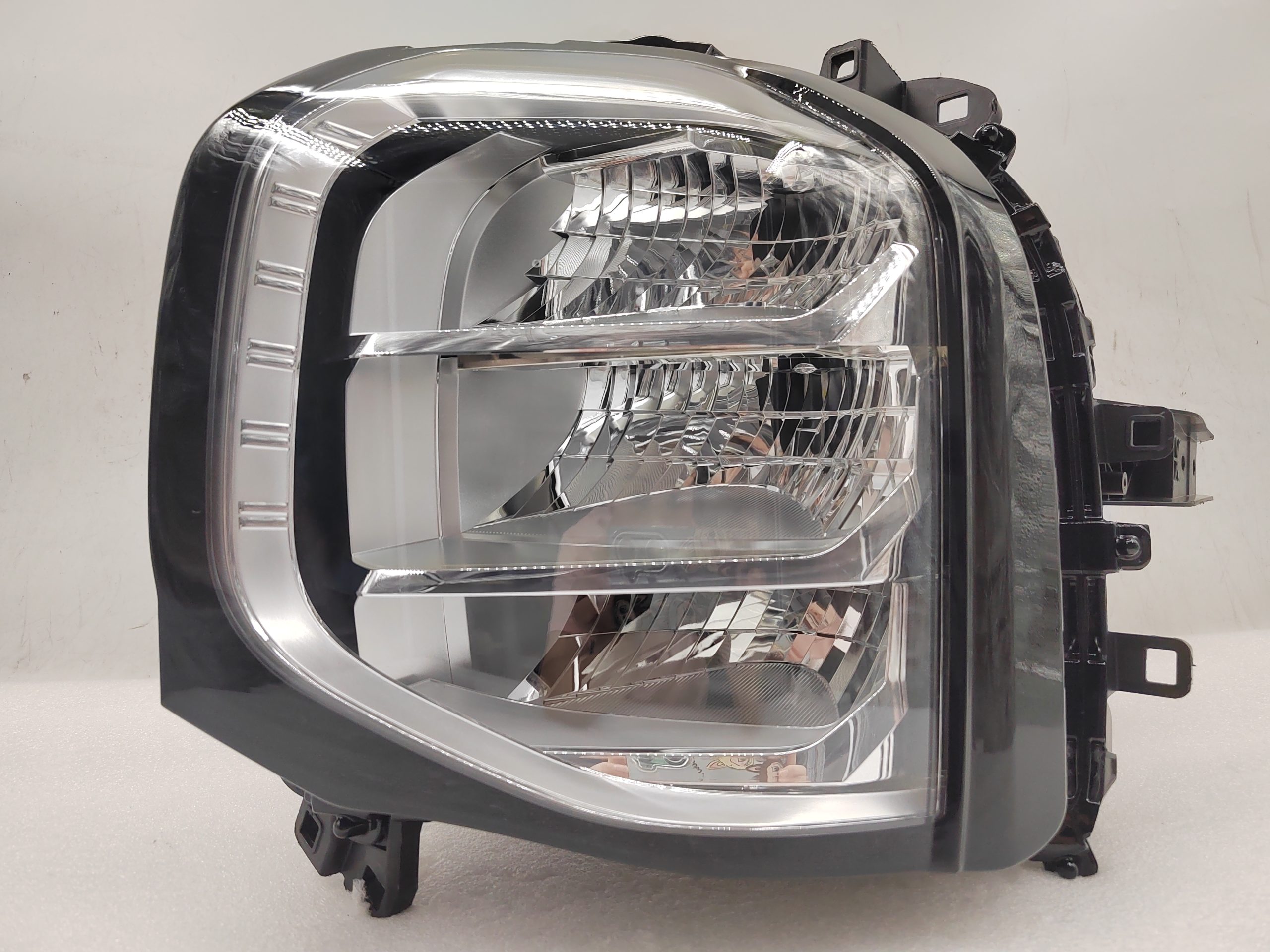 MITSUBISHI OUTLANDER 2021-2023 LED L.H.S HEADLIGHT ASSEMBLY