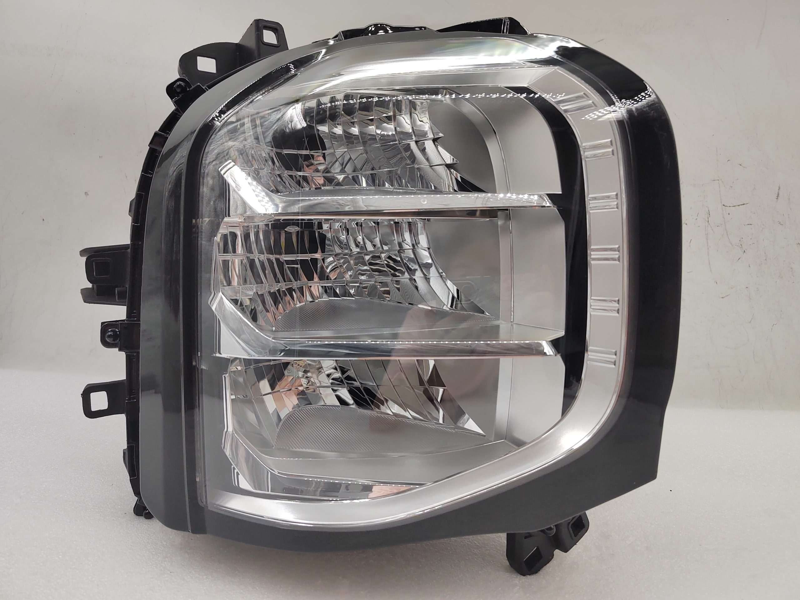 MITSUBISHI OUTLANDER 2021-2023 LED R.H.S HEADLIGHT ASSEMBLY