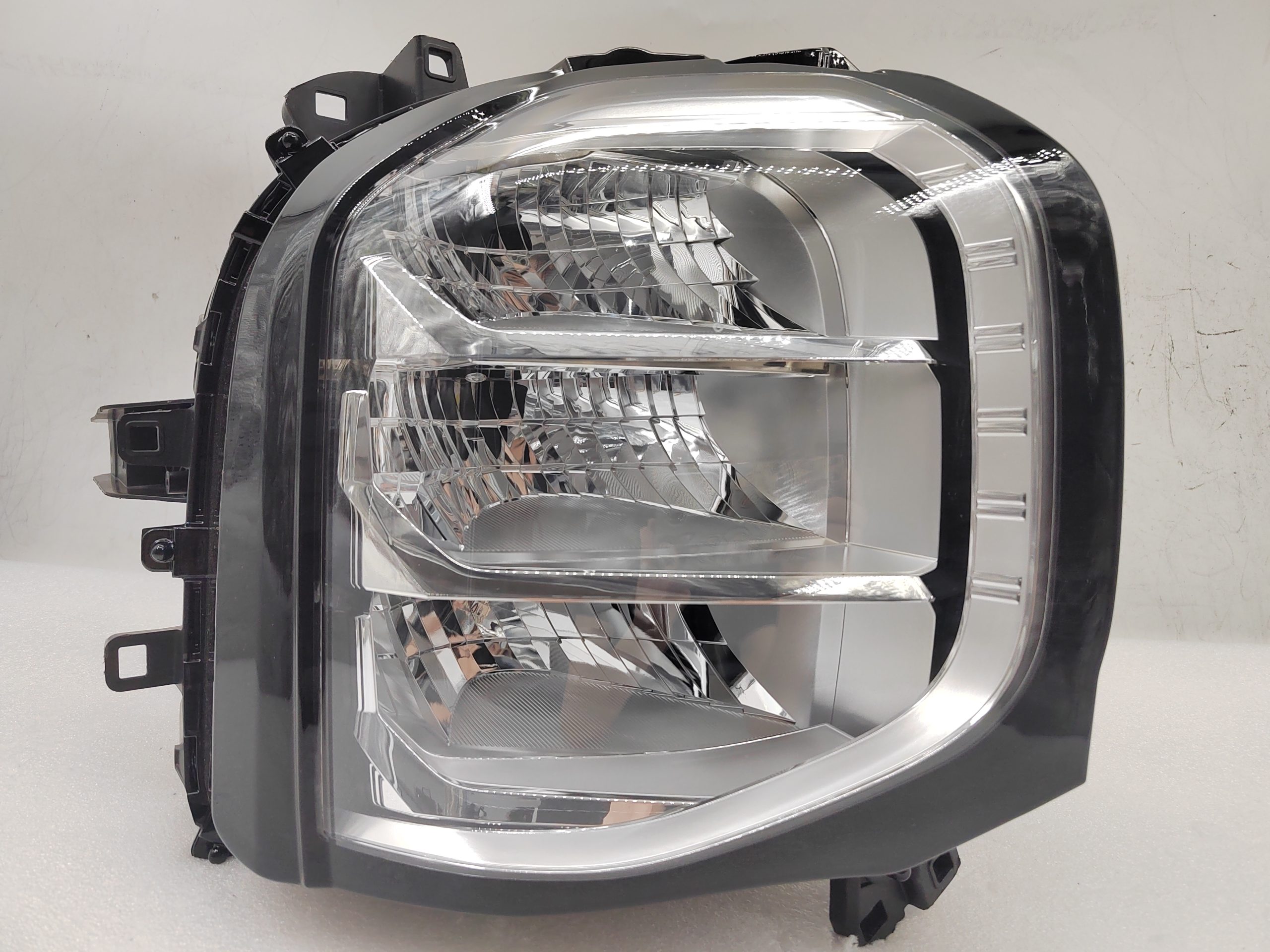 MITSUBISHI OUTLANDER 2021-2023 LED R.H.S HEADLIGHT ASSEMBLY