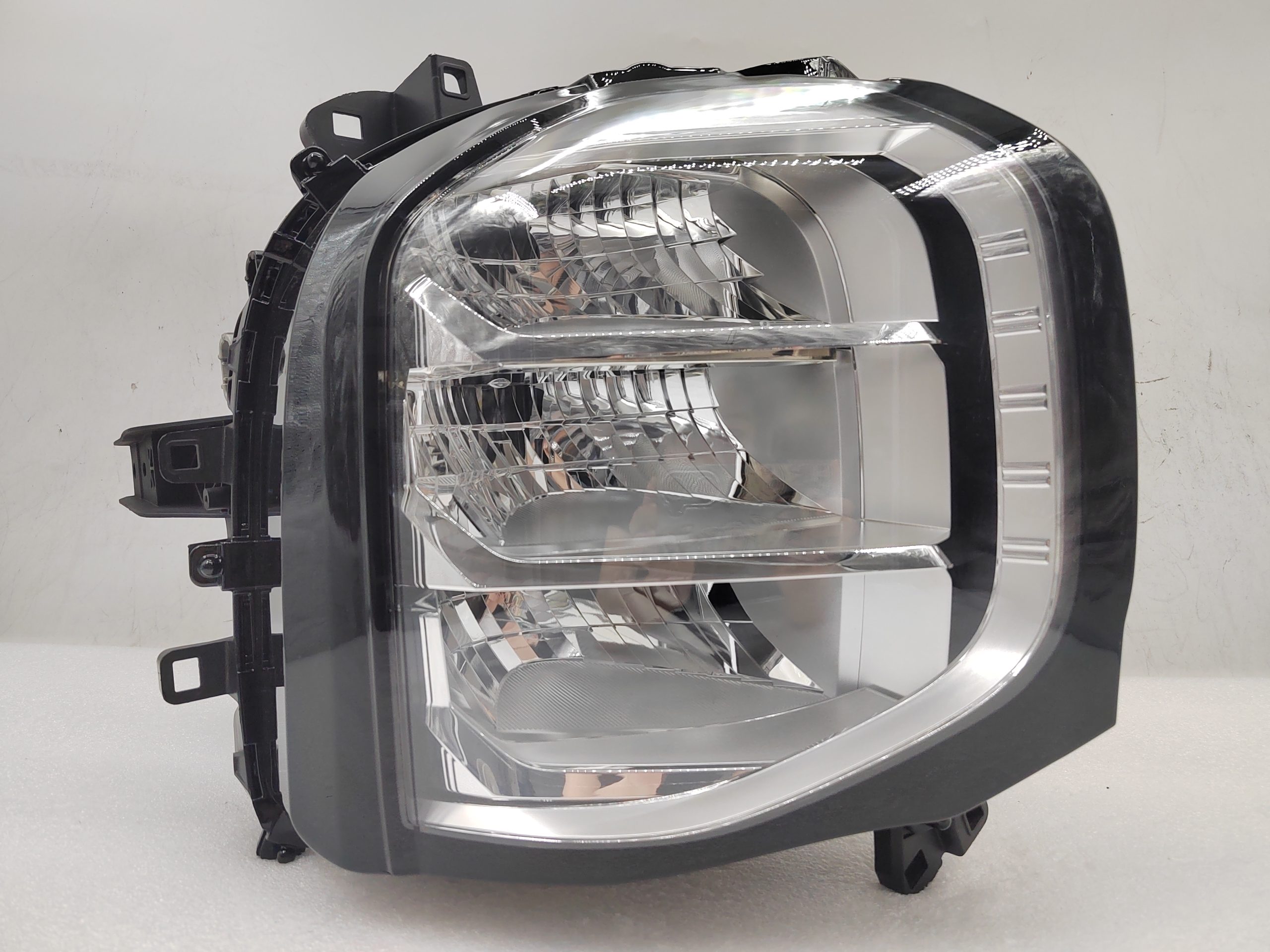 MITSUBISHI OUTLANDER 2021-2023 LED R.H.S HEADLIGHT ASSEMBLY