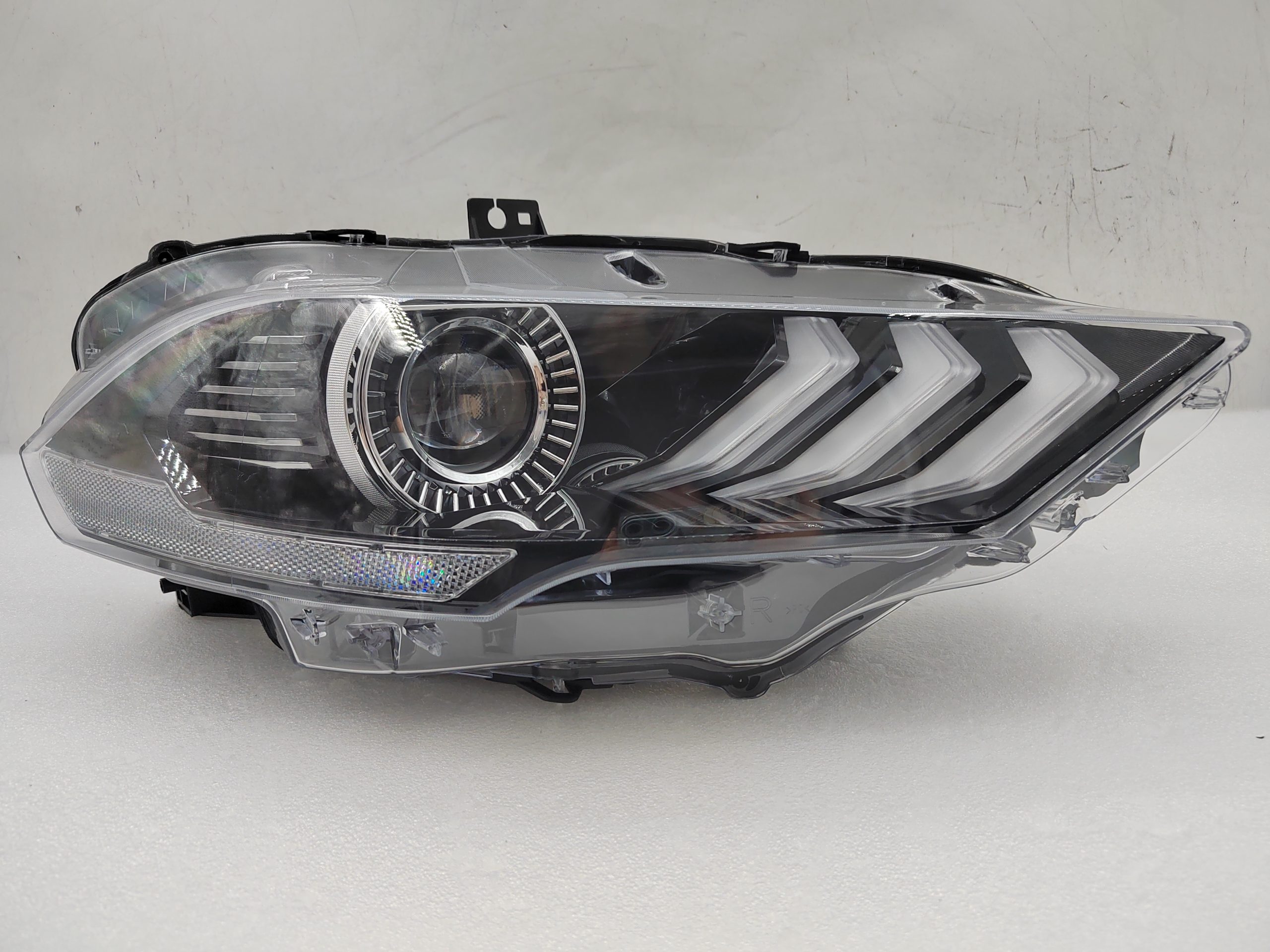 FORD MUSTANG 2018-2021 LED R.H.S HEADLIGHT ASSEMBLY