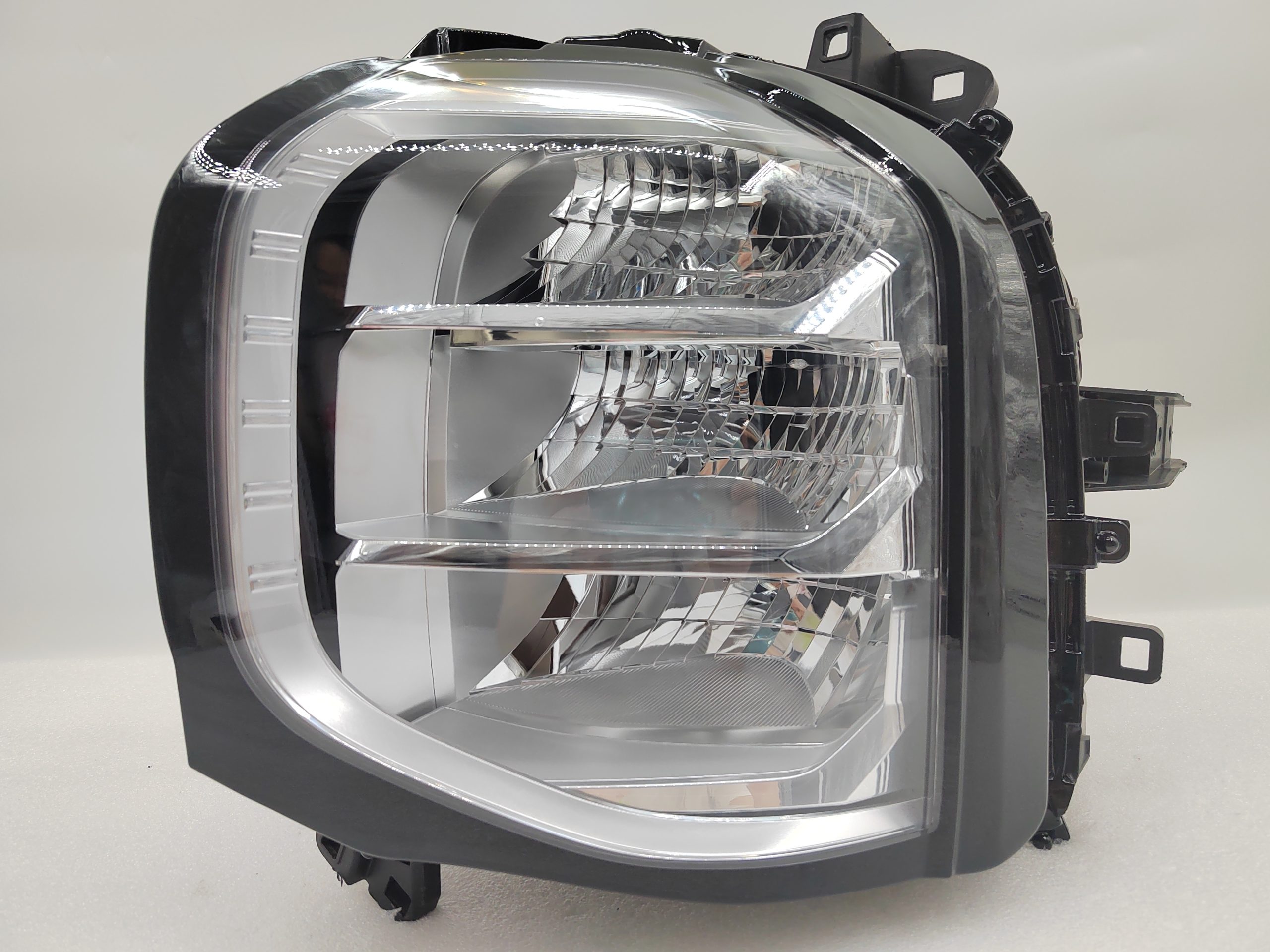 MITSUBISHI OUTLANDER 2021-2023 LED L.H.S HEADLIGHT ASSEMBLY