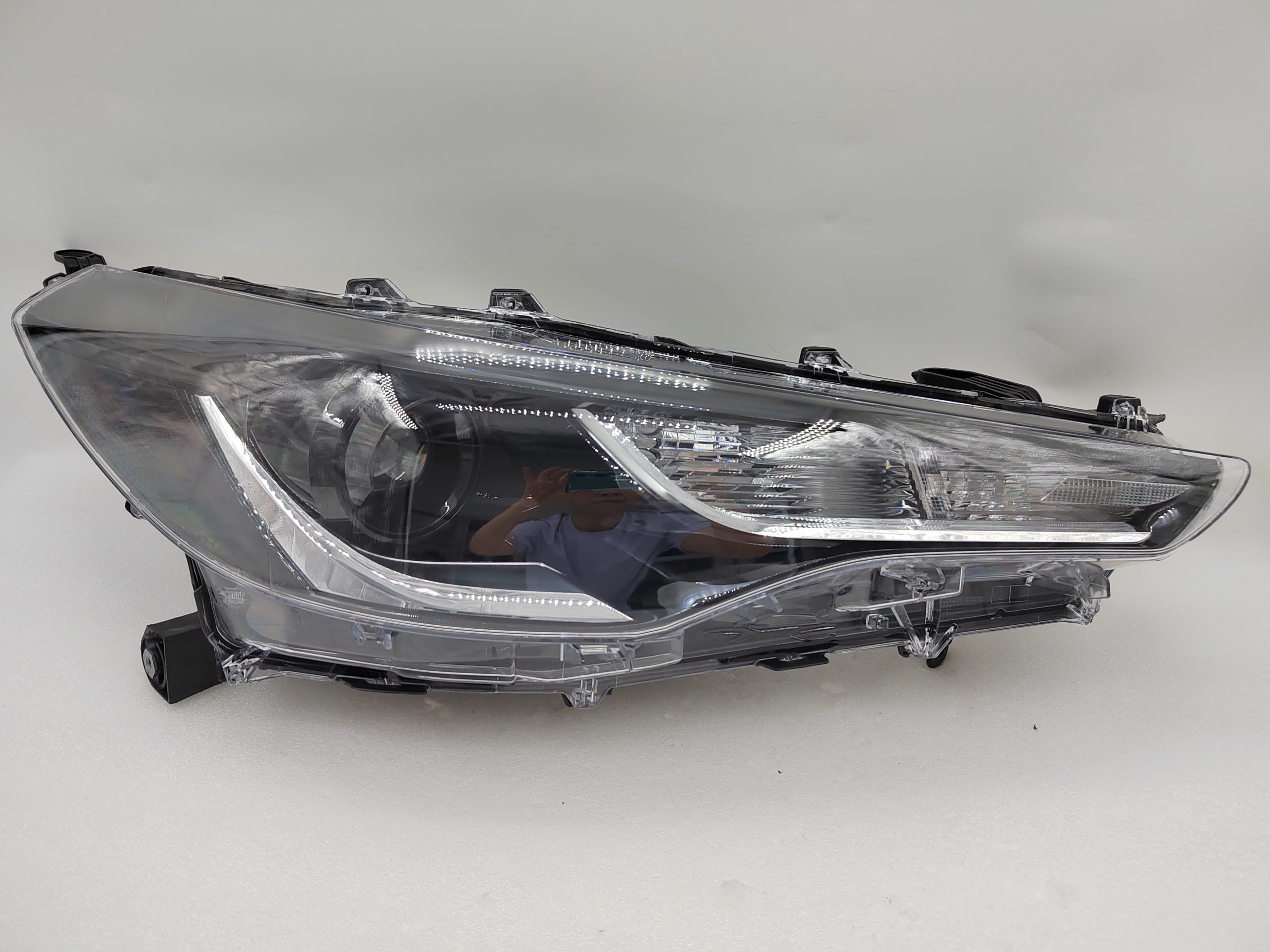 TOYOTA COROLLA CROSS 2021-2023 LED R.H.S HEADLIGHT ASSEMBLY