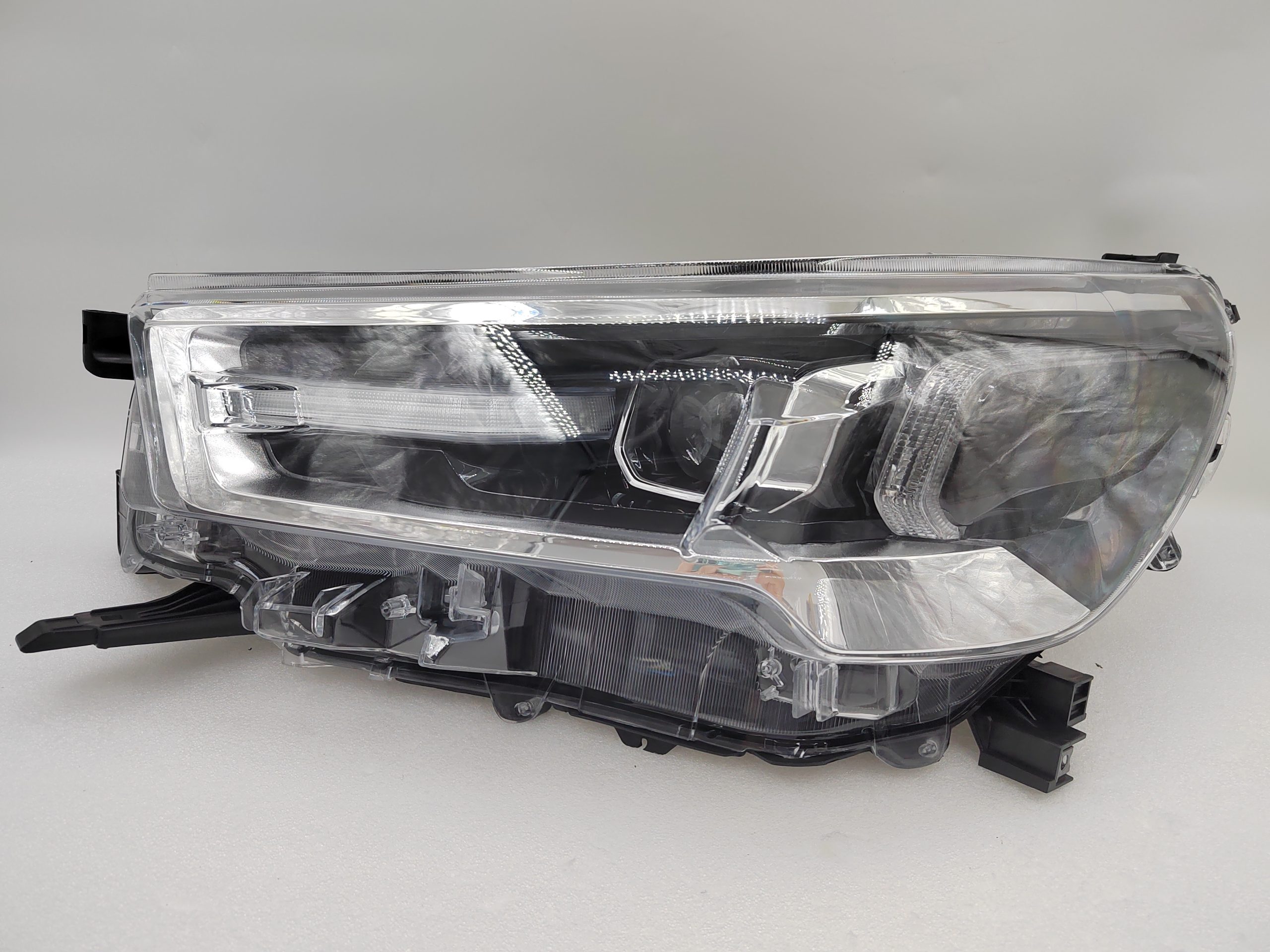 TOYOTA HILUX REVO 2020-2023 LED L.H.S HEADLIGHT ASSEMBLY