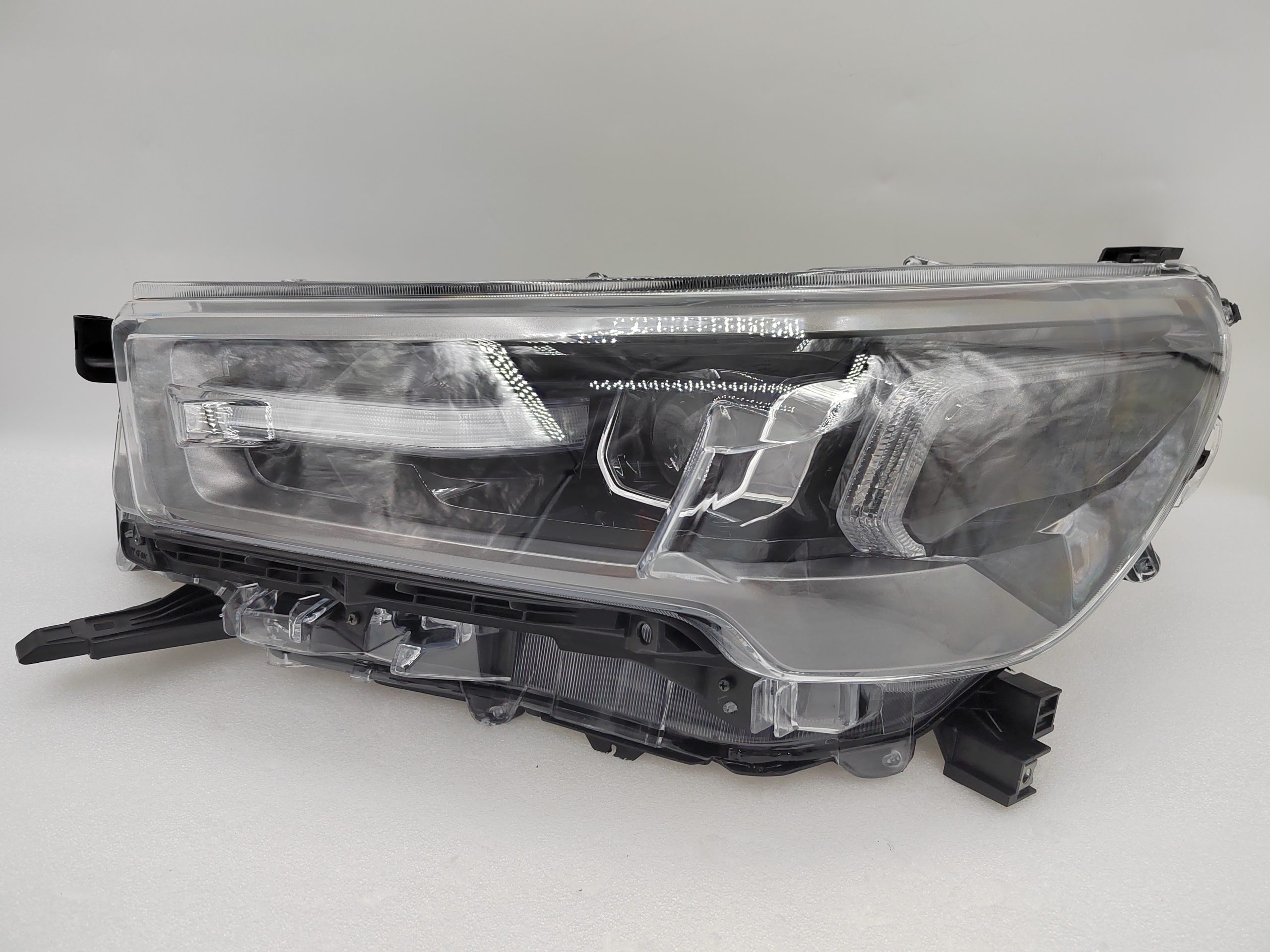 TOYOTA HILUX REVO 2020-2023 LED L.H.S HEADLIGHT ASSEMBLY