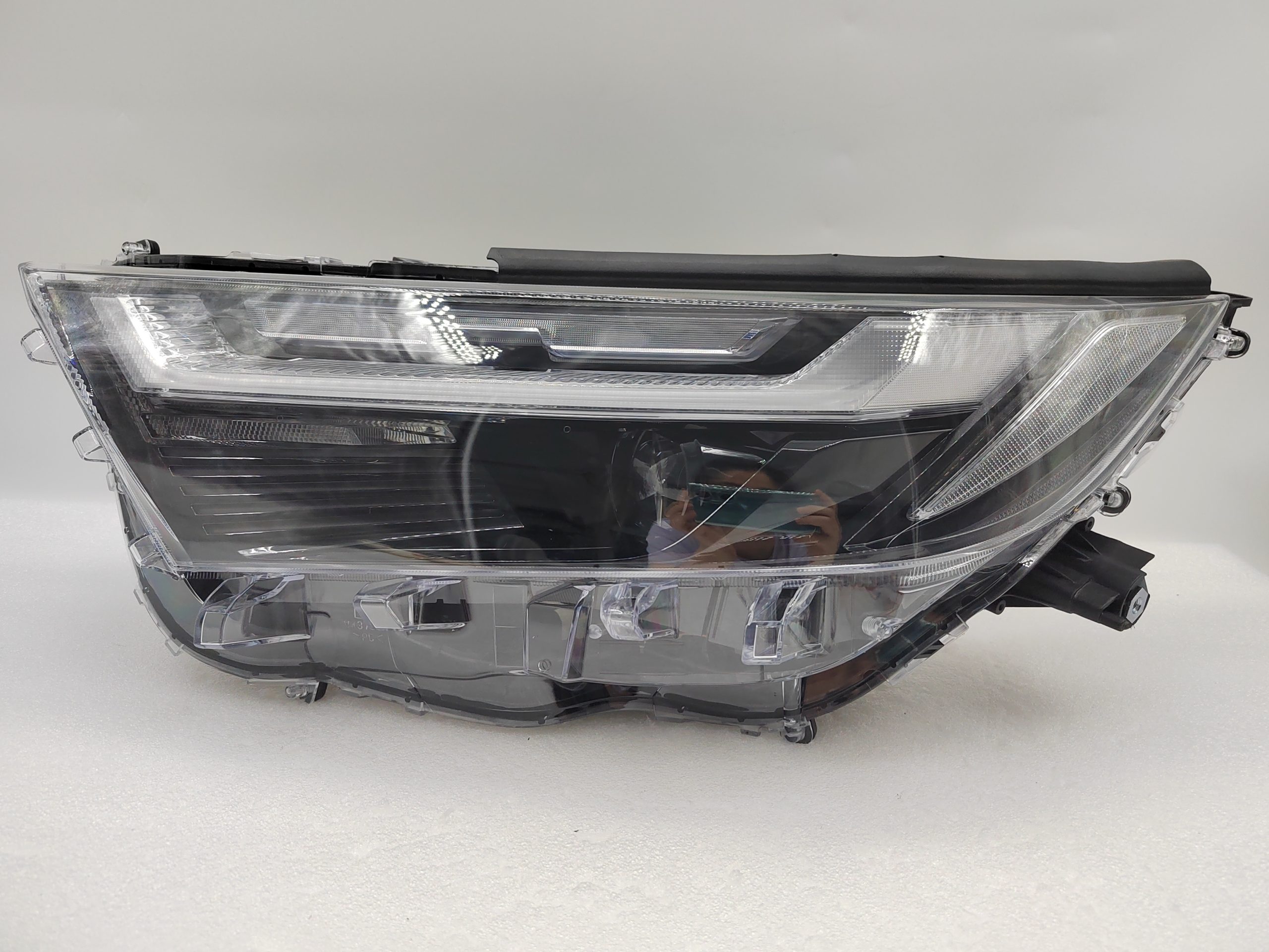 TOYOTA RAV4 2022-2023 LED L.H.S HEADLIGHT ASSEMBLY
