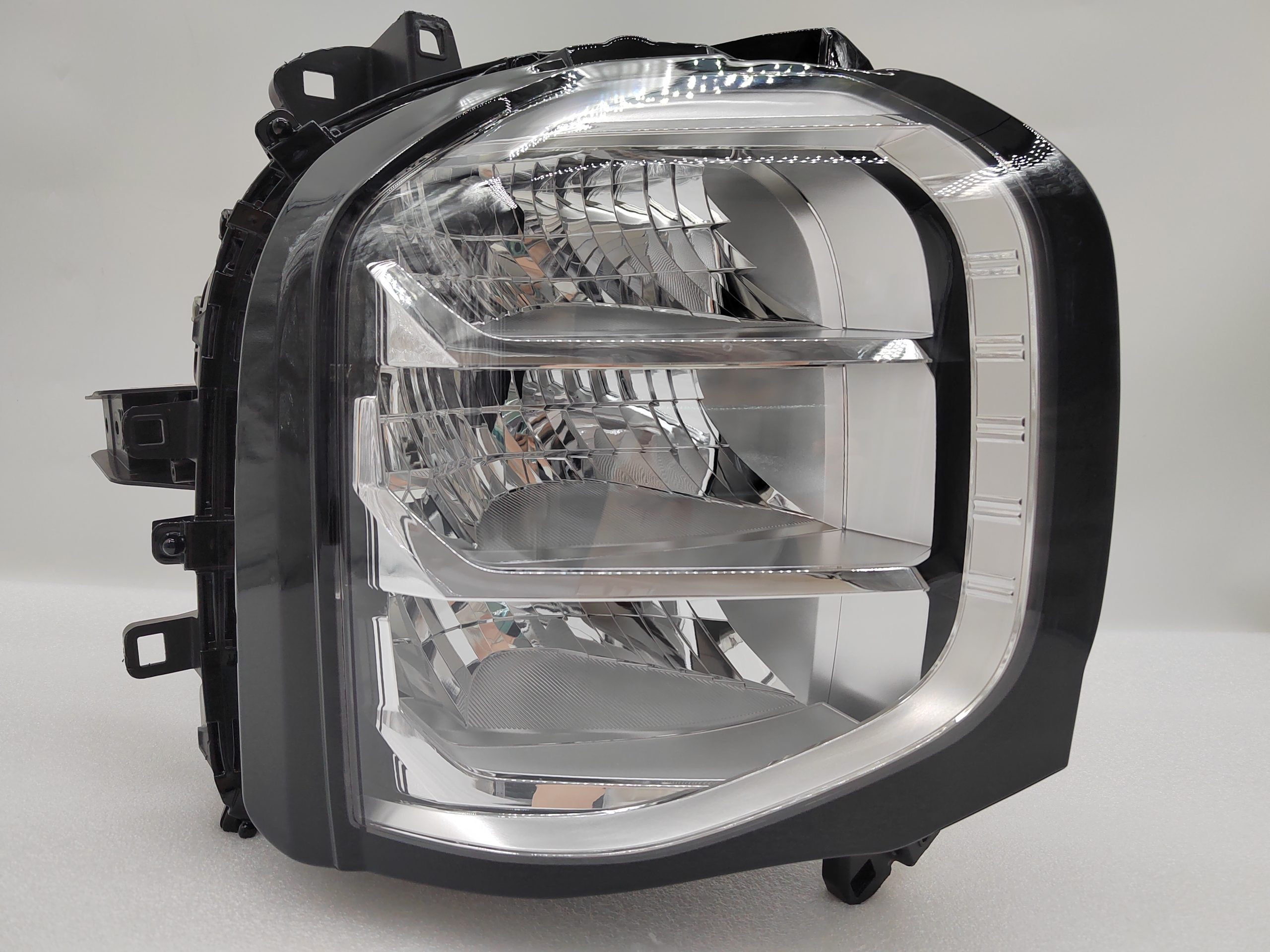 MITSUBISHI OUTLANDER 2021-2023 LED R.H.S HEADLIGHT ASSEMBLY