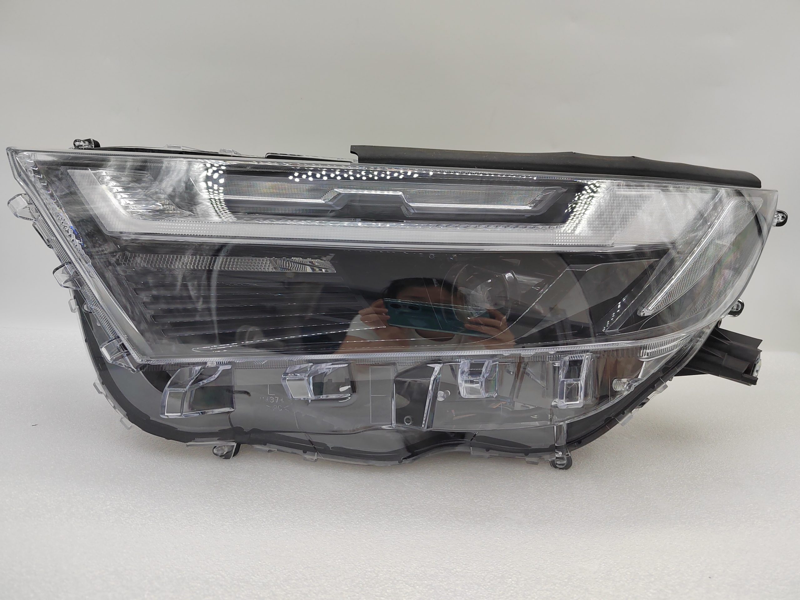 TOYOTA RAV4 2022-2023 LED L.H.S HEADLIGHT ASSEMBLY