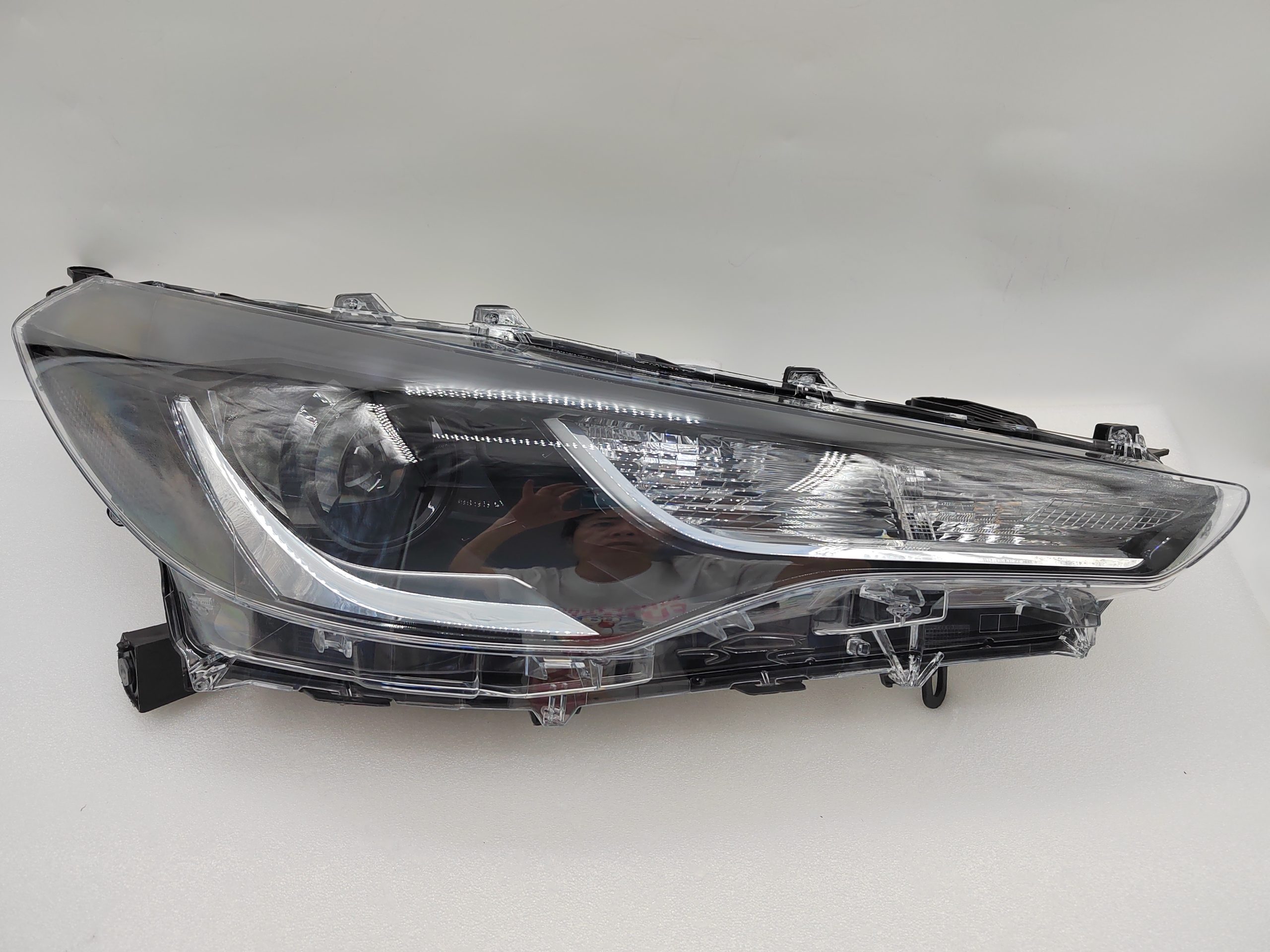 TOYOTA COROLLA CROSS 2021-2023 LED R.H.S HEADLIGHT ASSEMBLY