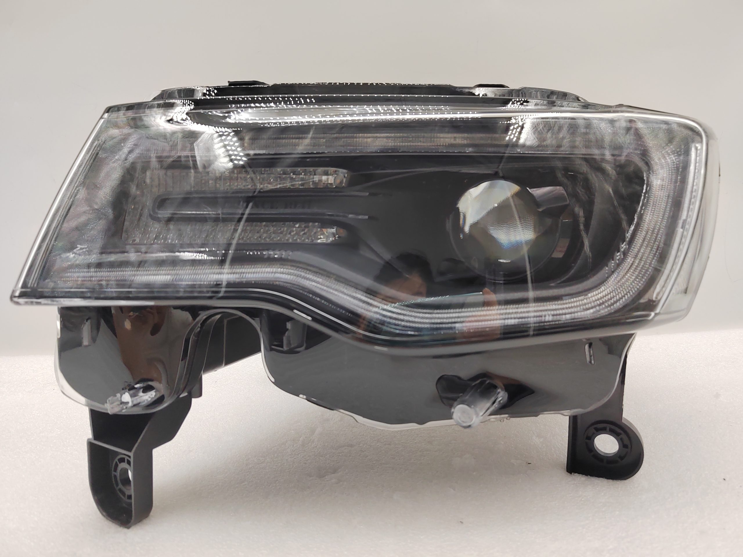 JEEP GRAND CHEROKEE 2014-2021 XENON L.H.S HEADLIGHT ASSEMBLY