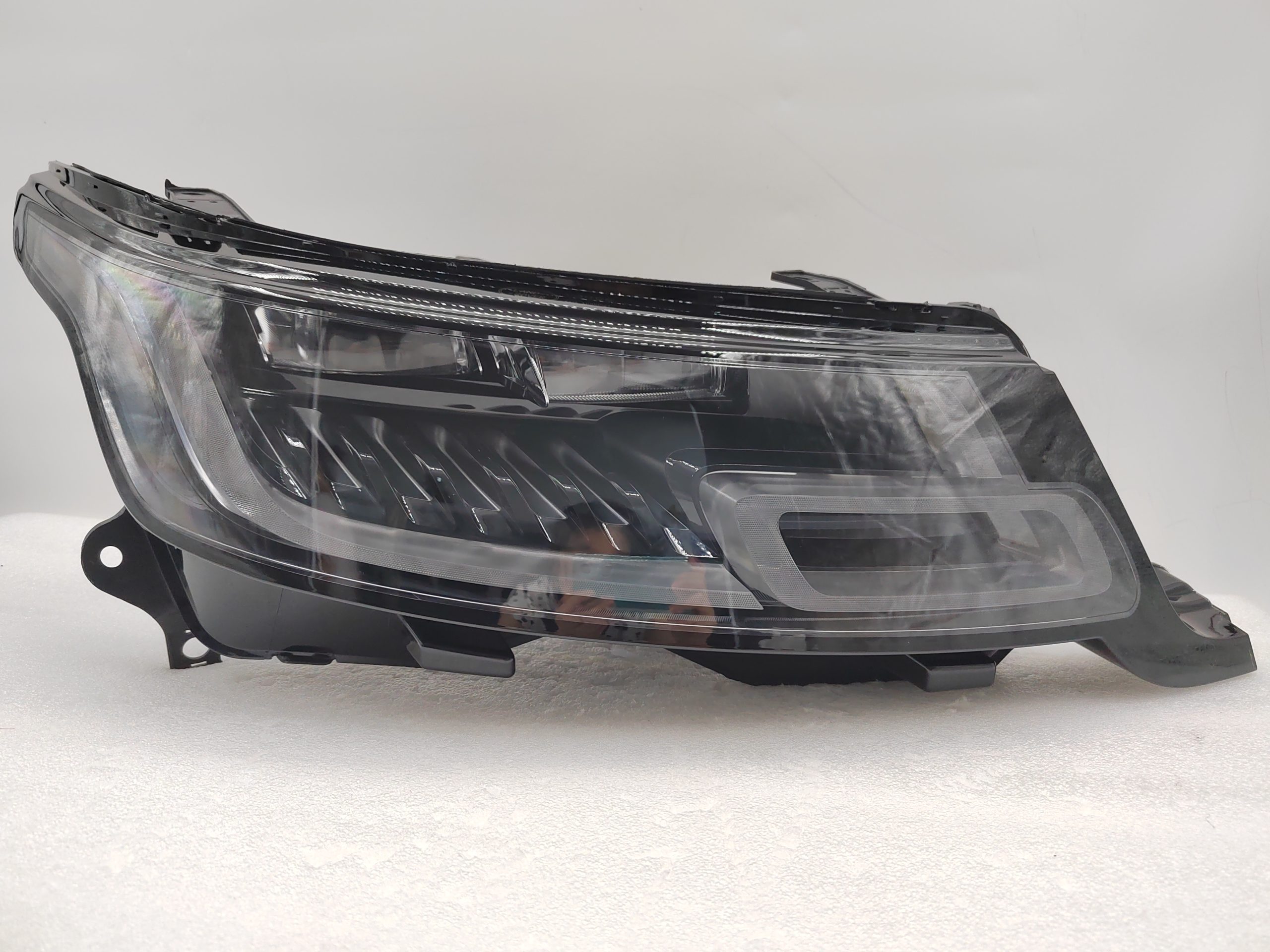 LAND ROVER RANGE ROVER SPORT 2018-2022 LED R.H.S HEADLIGHT ASSEMBLY