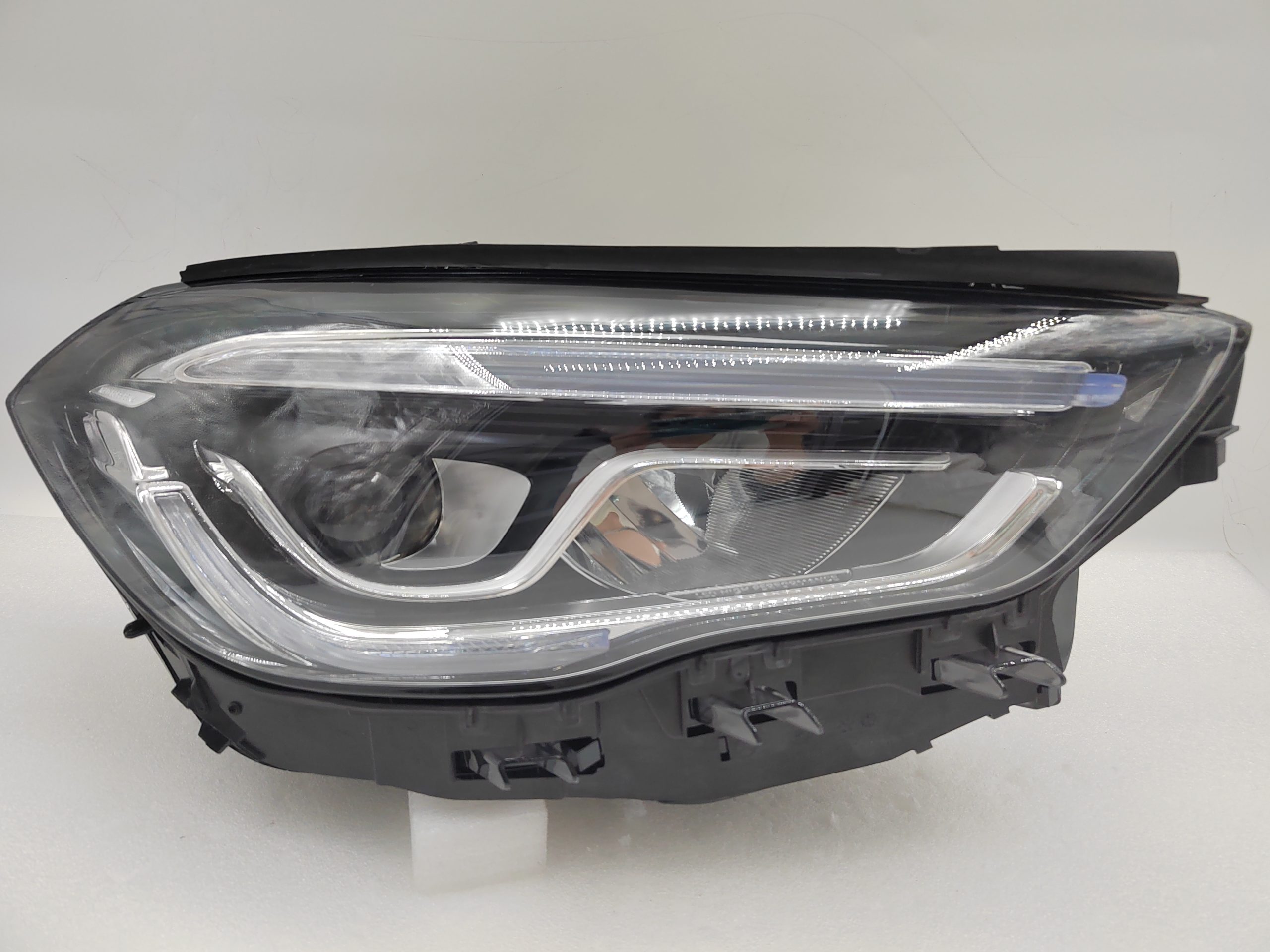 MERCEDES-BENZ GLA-CLASS W247 2019-2023 LED R.H.S HEADLIGHT ASSEMBLY