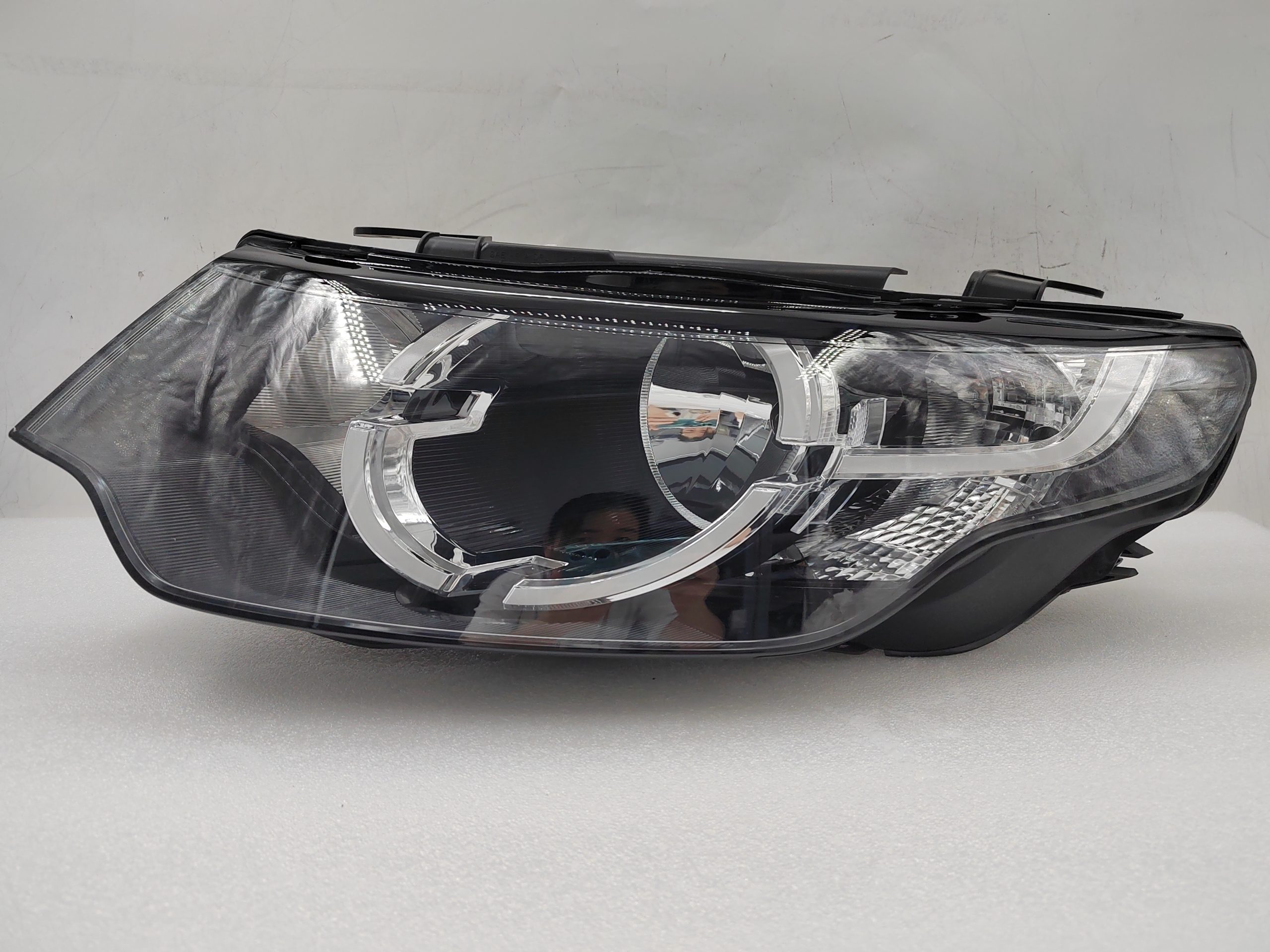 LAND ROVER DISCOVERY SPORT 2014-2019 HALOGEN L.H.S HEADLIGHT ASSEMBLY