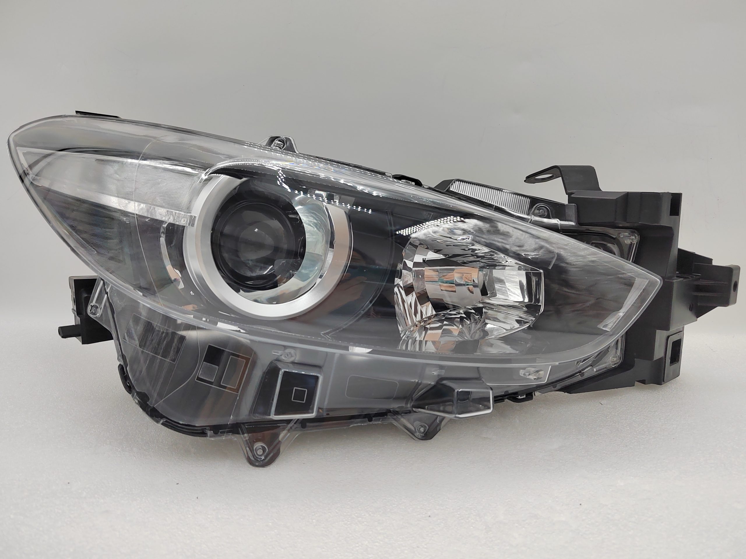 MAZDA 3 2017-2019 HALOGEN R.H.S HEADLIGHT ASSEMBLY