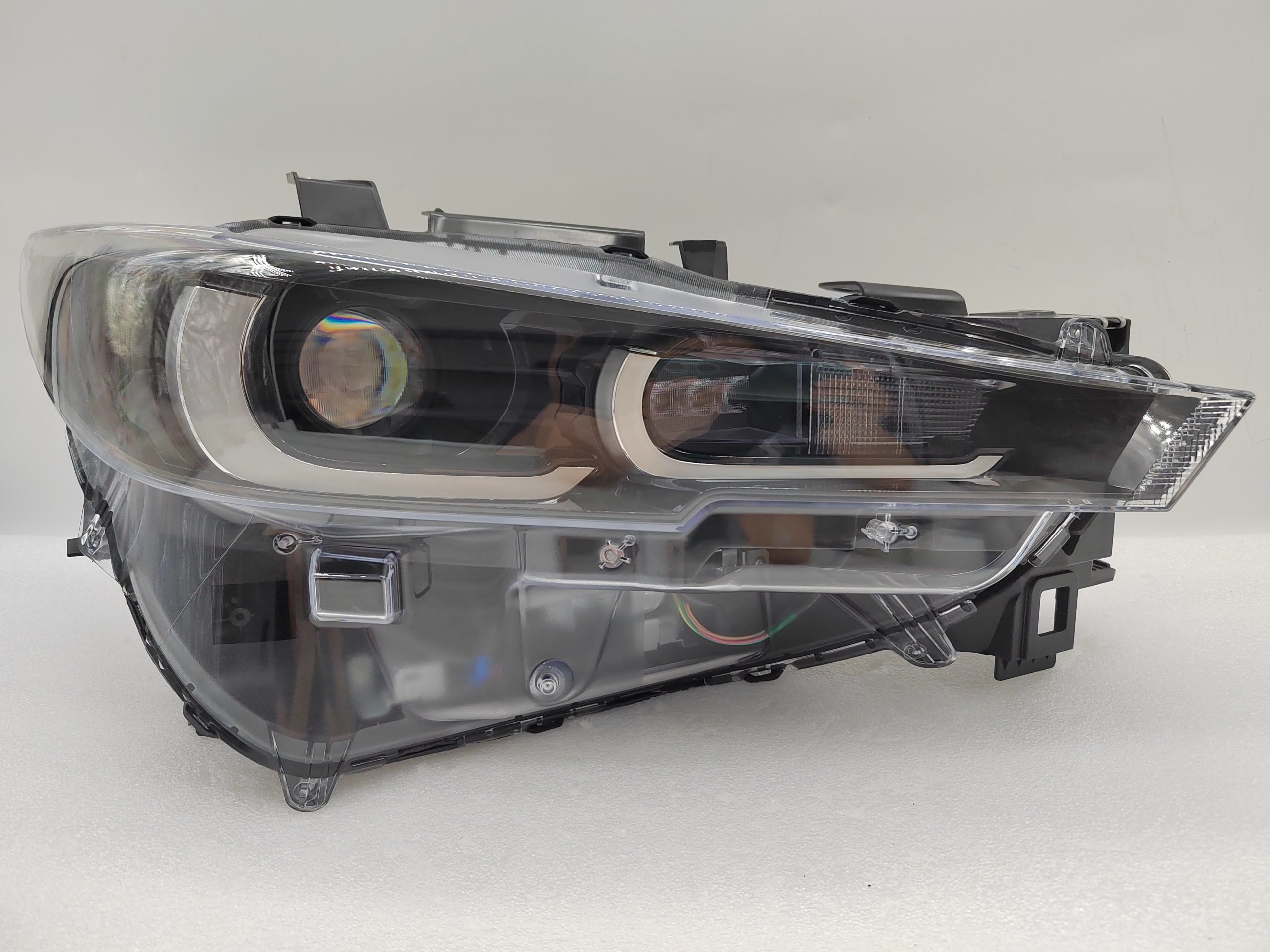 MAZDA CX-5 2022-2024 LED R.H.S HEADLIGHT ASSEMBLY