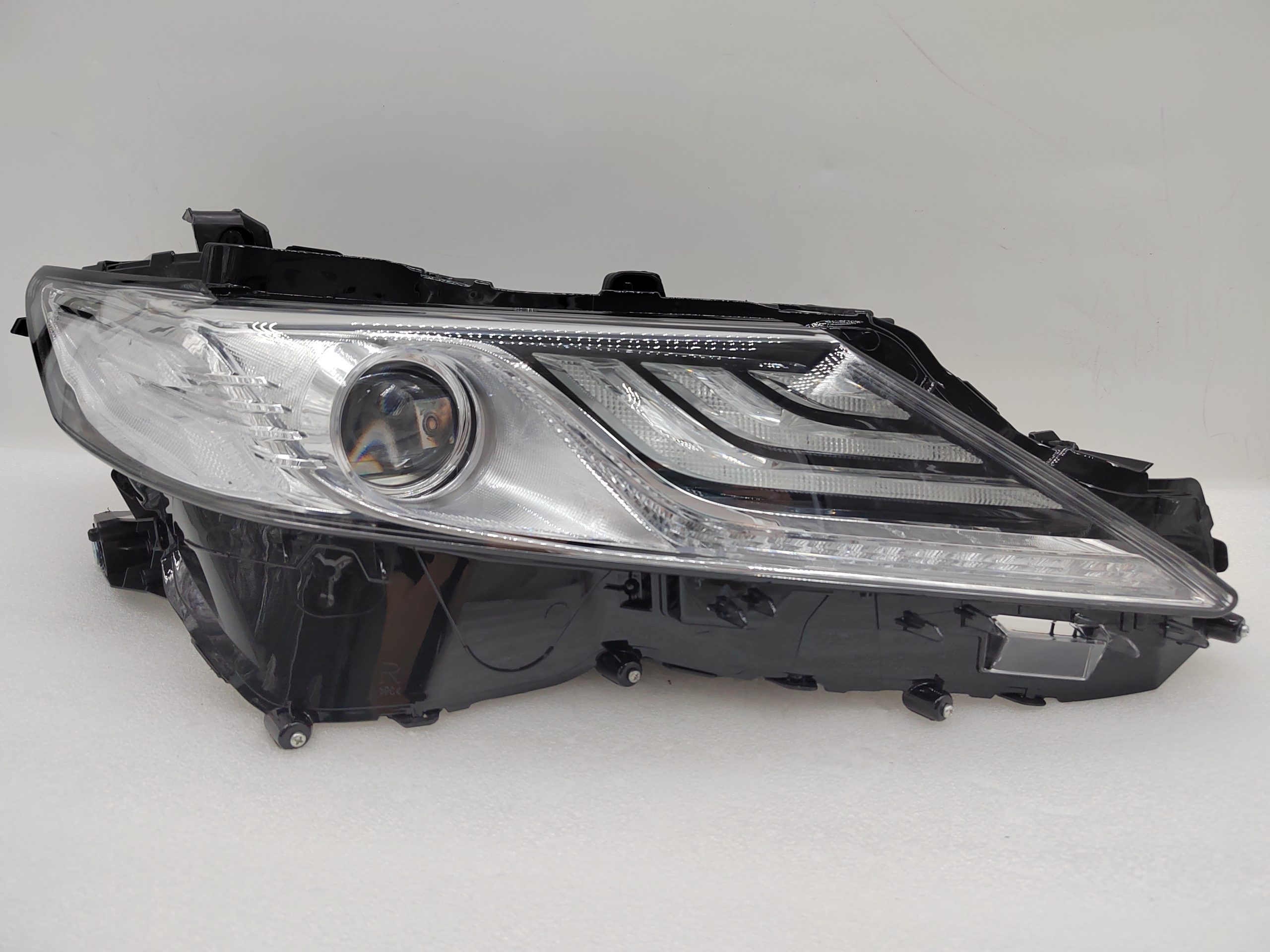 TOYOTA CAMRY ACV70 2018-2022 LED R.H.S HEADLIGHT ASSEMBLY
