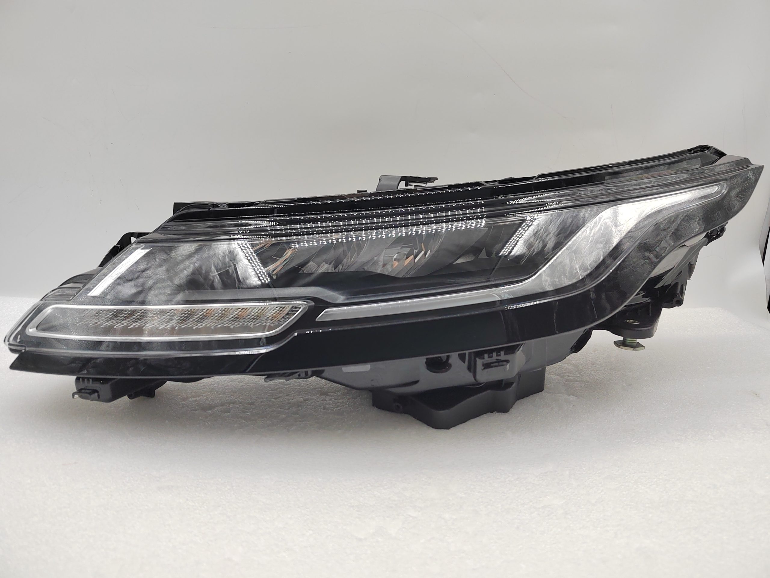 LAND ROVER RANGE ROVER EVOQUE 2019-2023 LED L.H.S HEADLIGHT ASSEMBLY