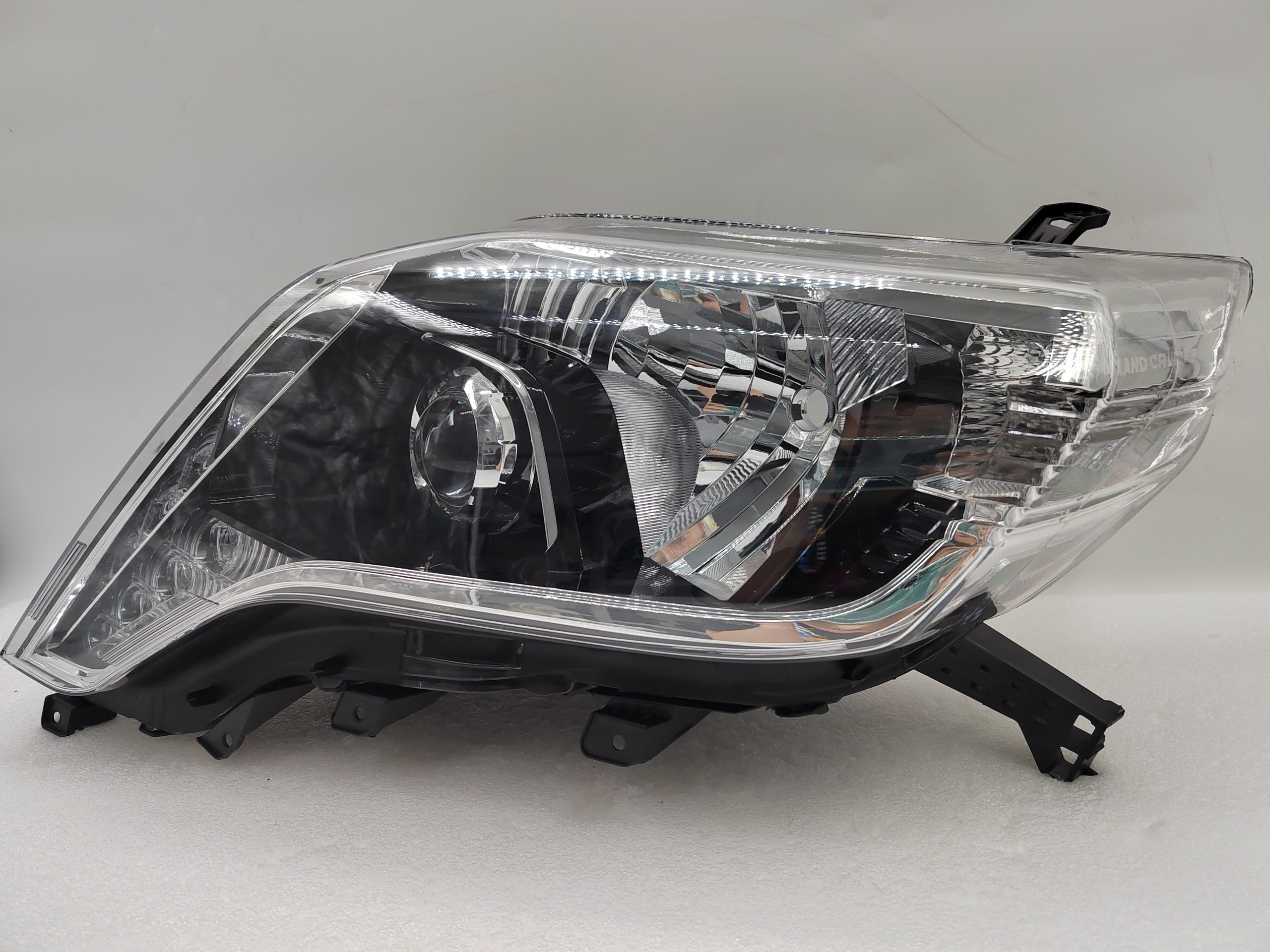TOYOTA LANDCRUISER PRADO 150 GDJ150W 2014-2017 LED L.H.S HEADLIGHT ASSEMBLY