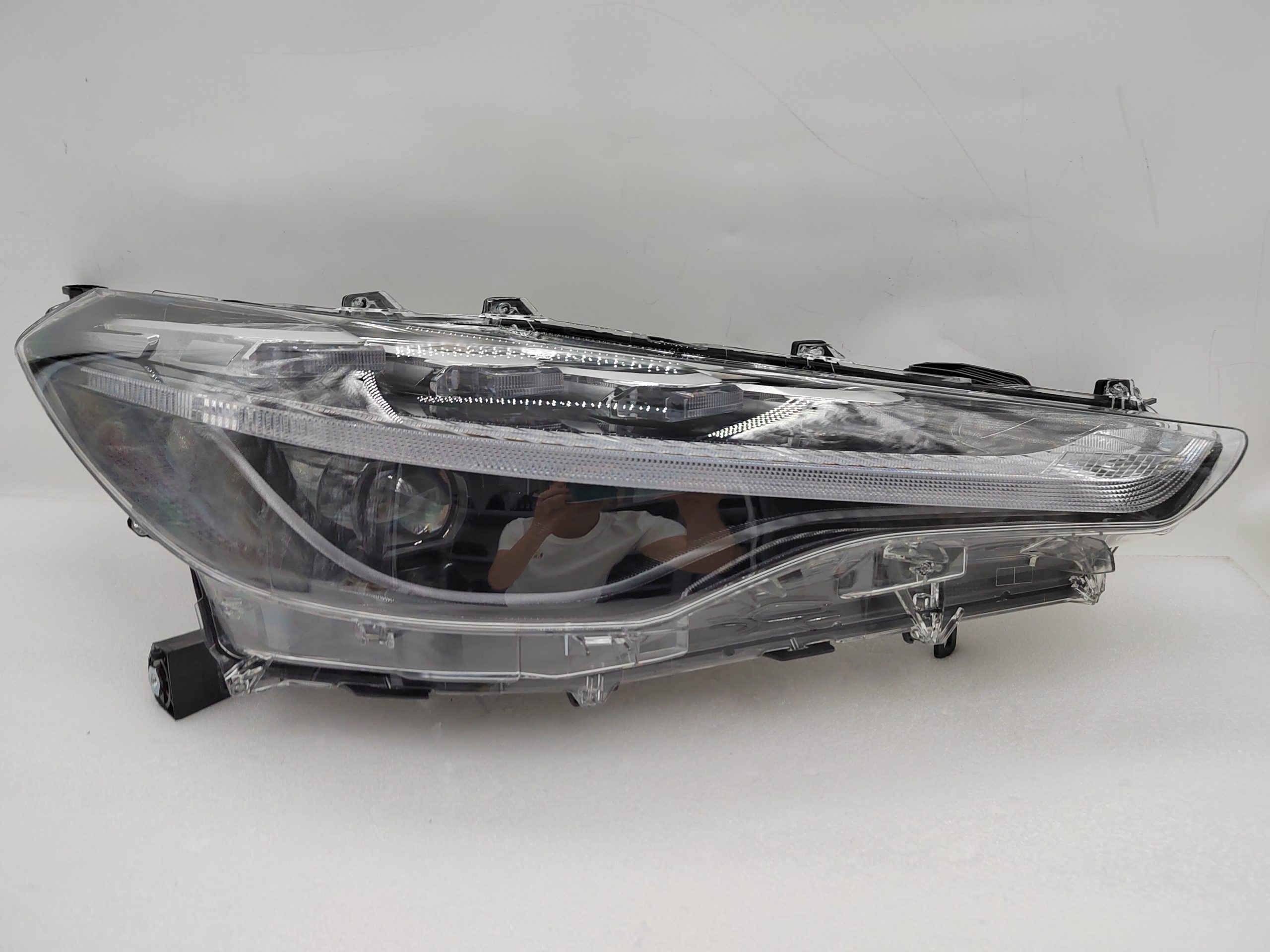 TOYOTA COROLLA CROSS 2021-2023 LED R.H.S HEADLIGHT ASSEMBLY
