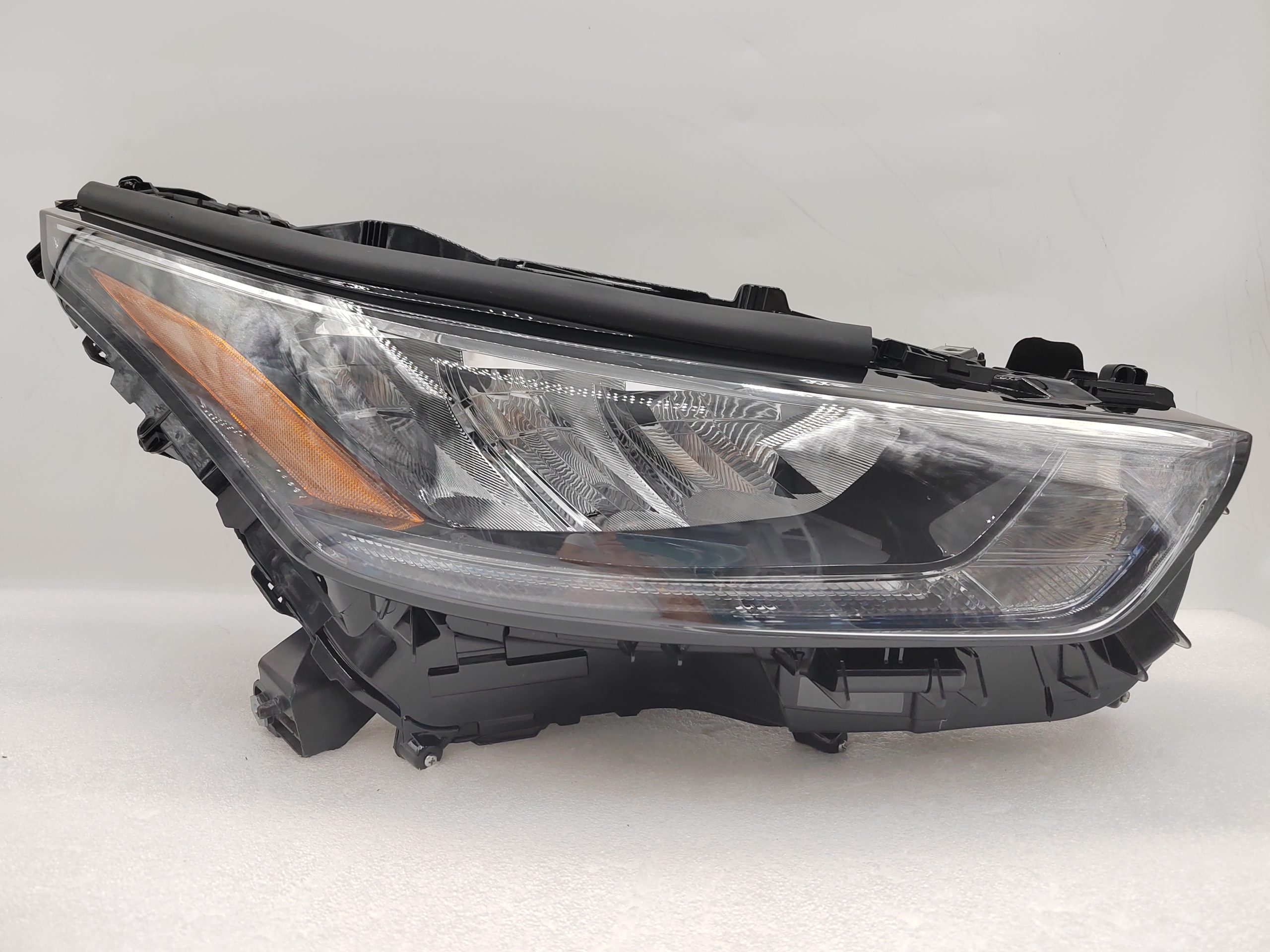 TOYOTA KLUGER 2020-2023 LED R.H.S HEADLIGHT ASSEMBLY