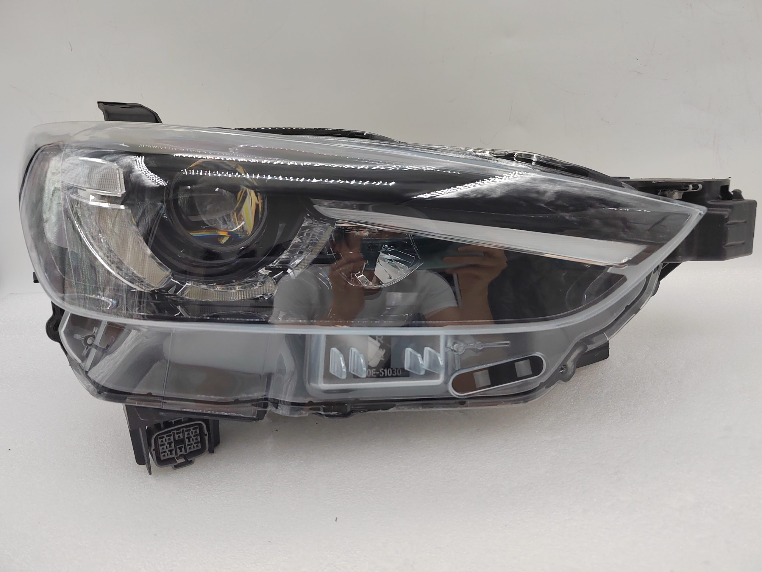 MAZDA CX-3 2016-2018 LED R.H.S HEADLIGHT ASSEMBLY