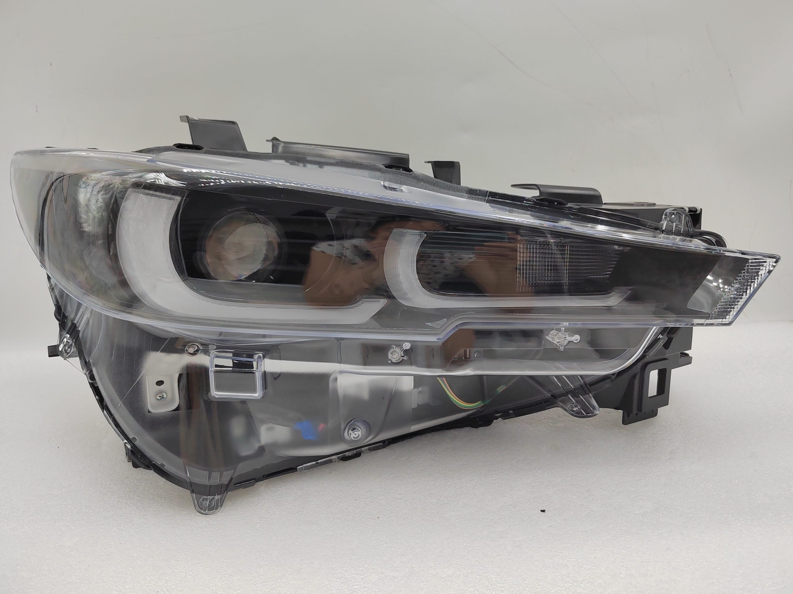 MAZDA CX-5 2022-2024 LED R.H.S HEADLIGHT ASSEMBLY