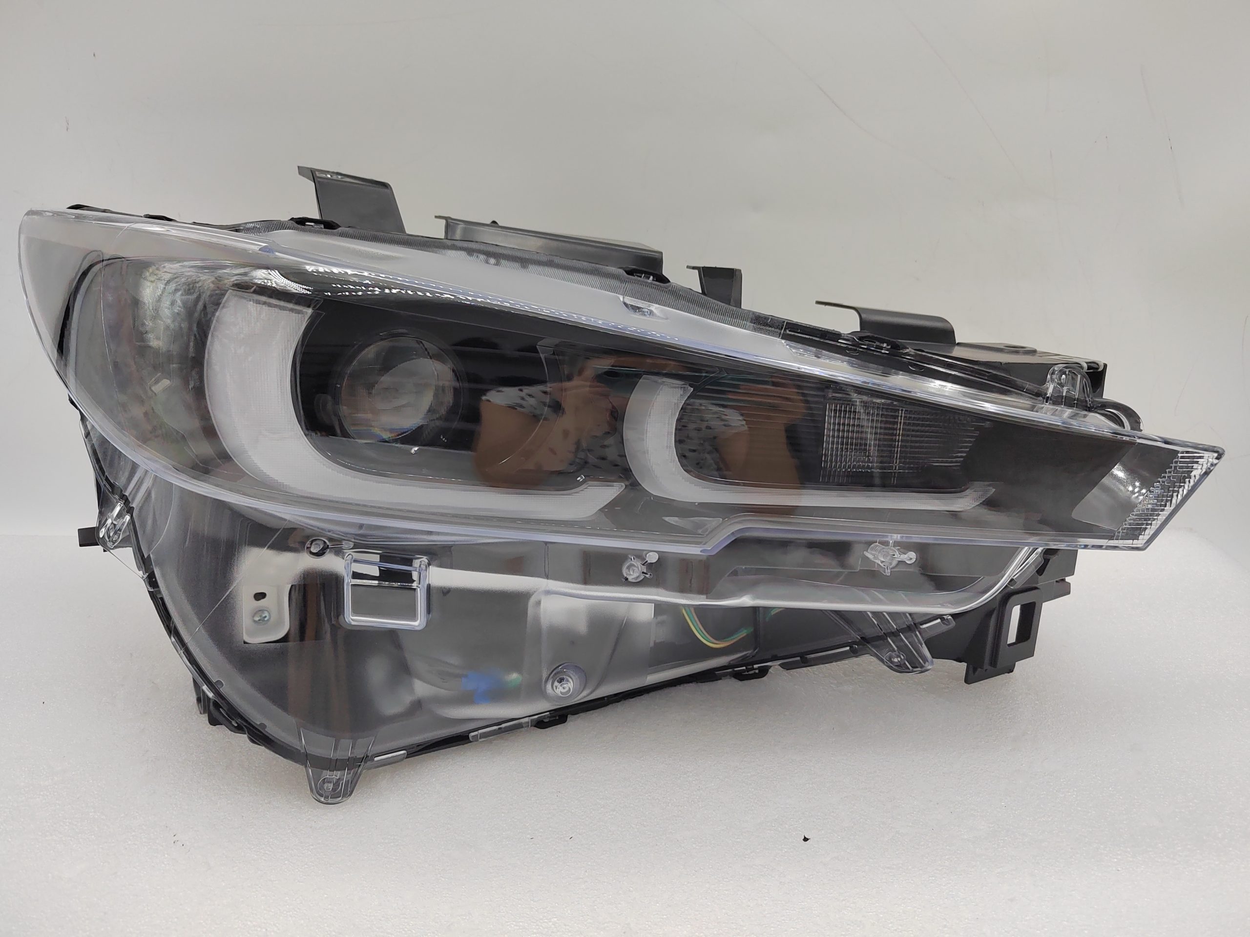 MAZDA CX-5 2022-2024 LED R.H.S HEADLIGHT ASSEMBLY