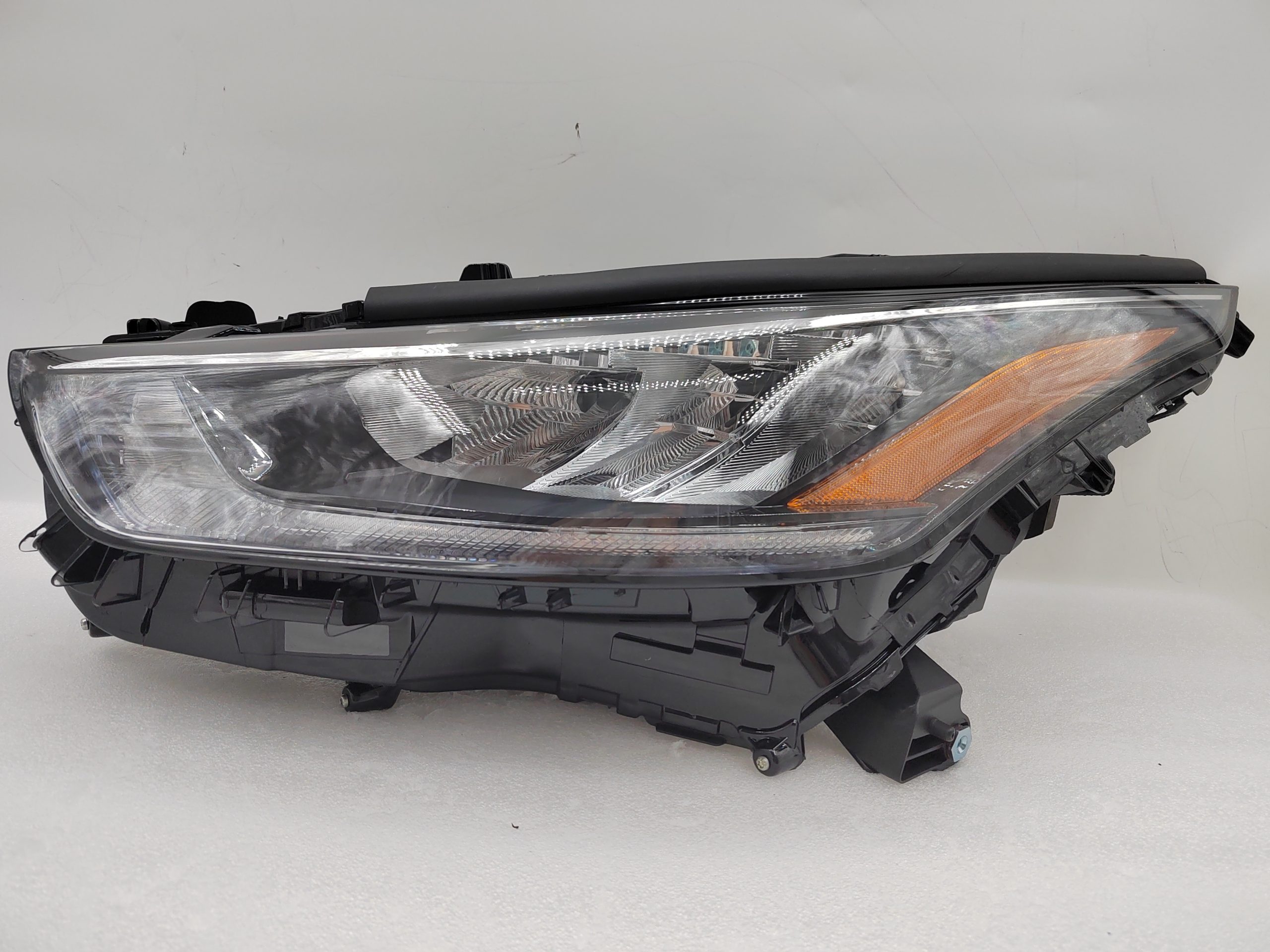 TOYOTA KLUGER 2020-2023 LED L.H.S HEADLIGHT ASSEMBLY