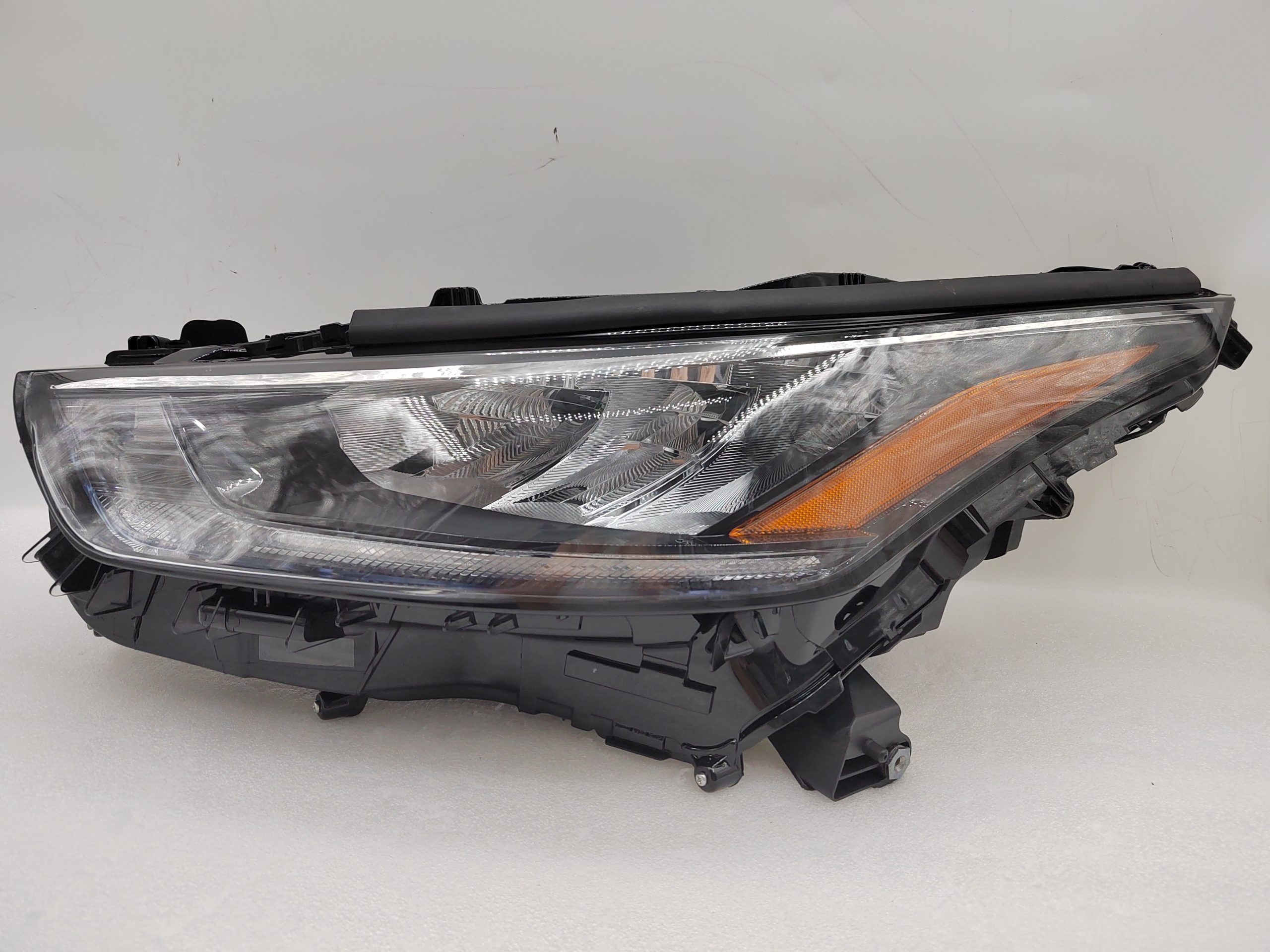 TOYOTA KLUGER 2020-2023 LED L.H.S HEADLIGHT ASSEMBLY