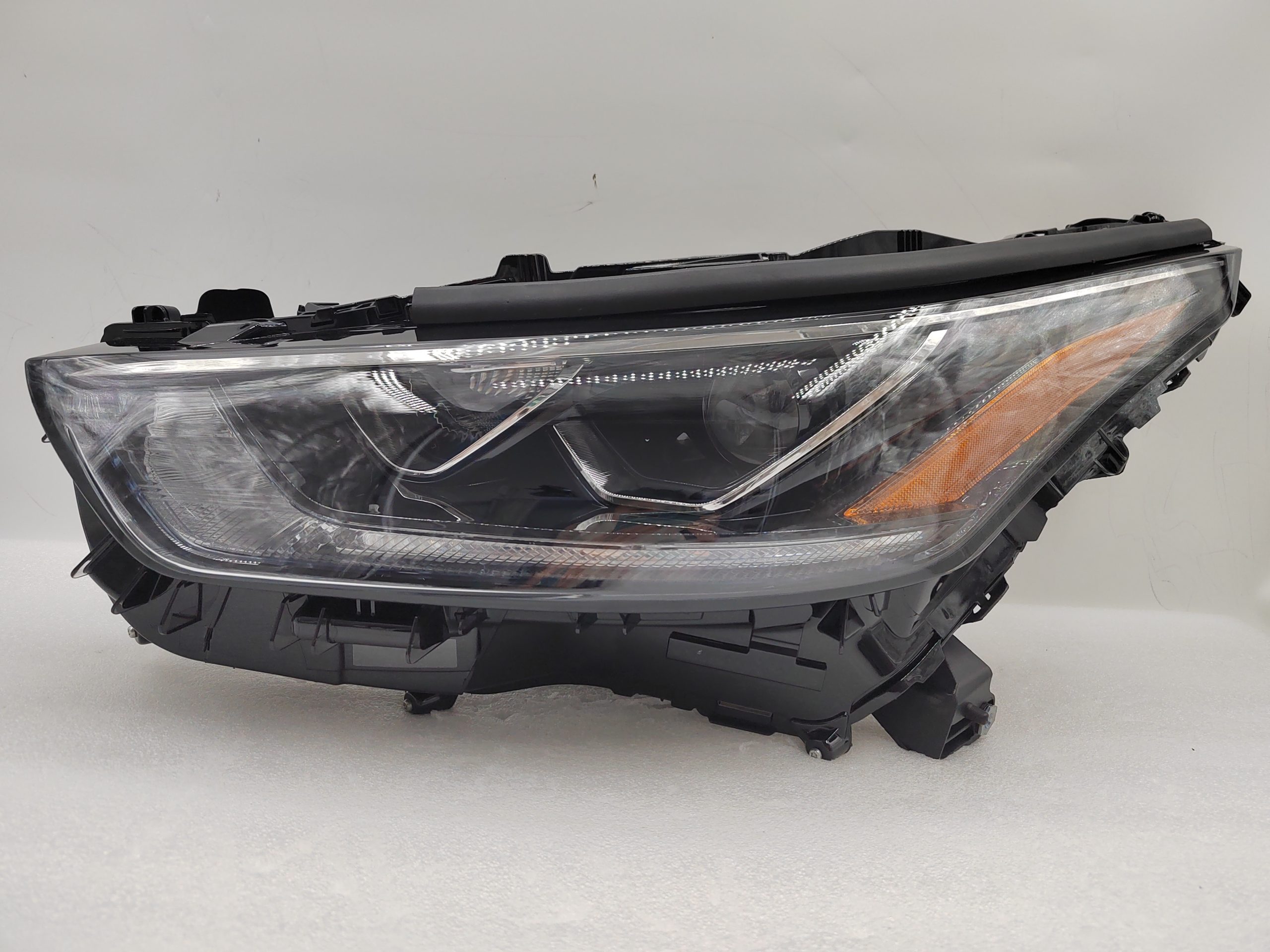 TOYOTA KLUGER 2020-2023 LED L.H.S HEADLIGHT ASSEMBLY