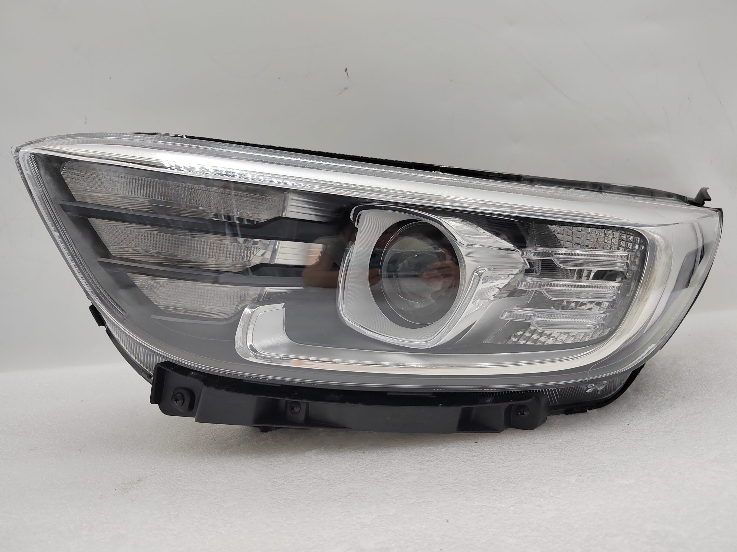 KIA STONIC 2021-2023 HALOGEN L.H.S HEADLIGHT ASSEMBLY