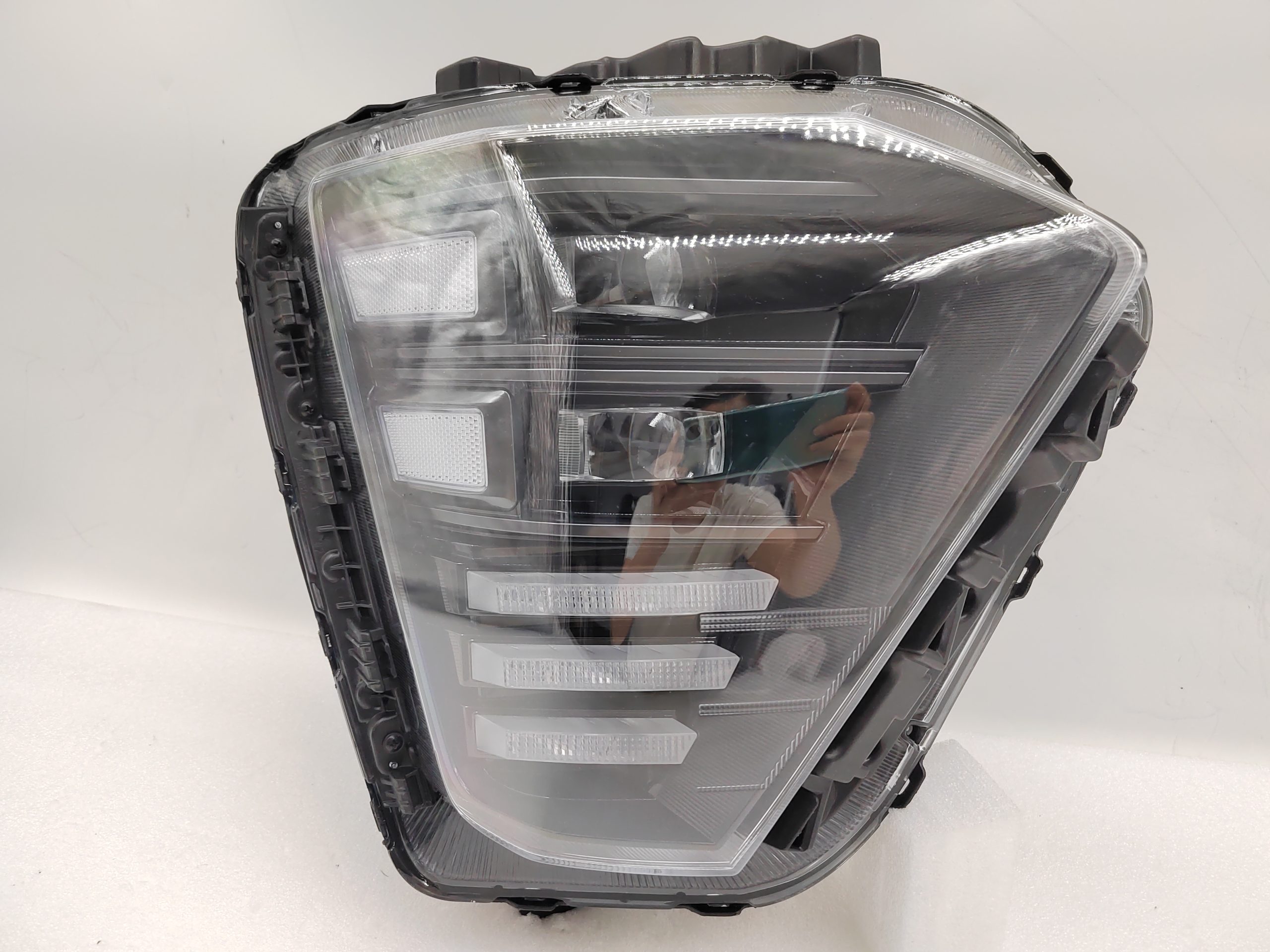 HYUNDAI KONA II 2023-2025 FULL LED R.H.S HEADLIGHT ASSEMBLY