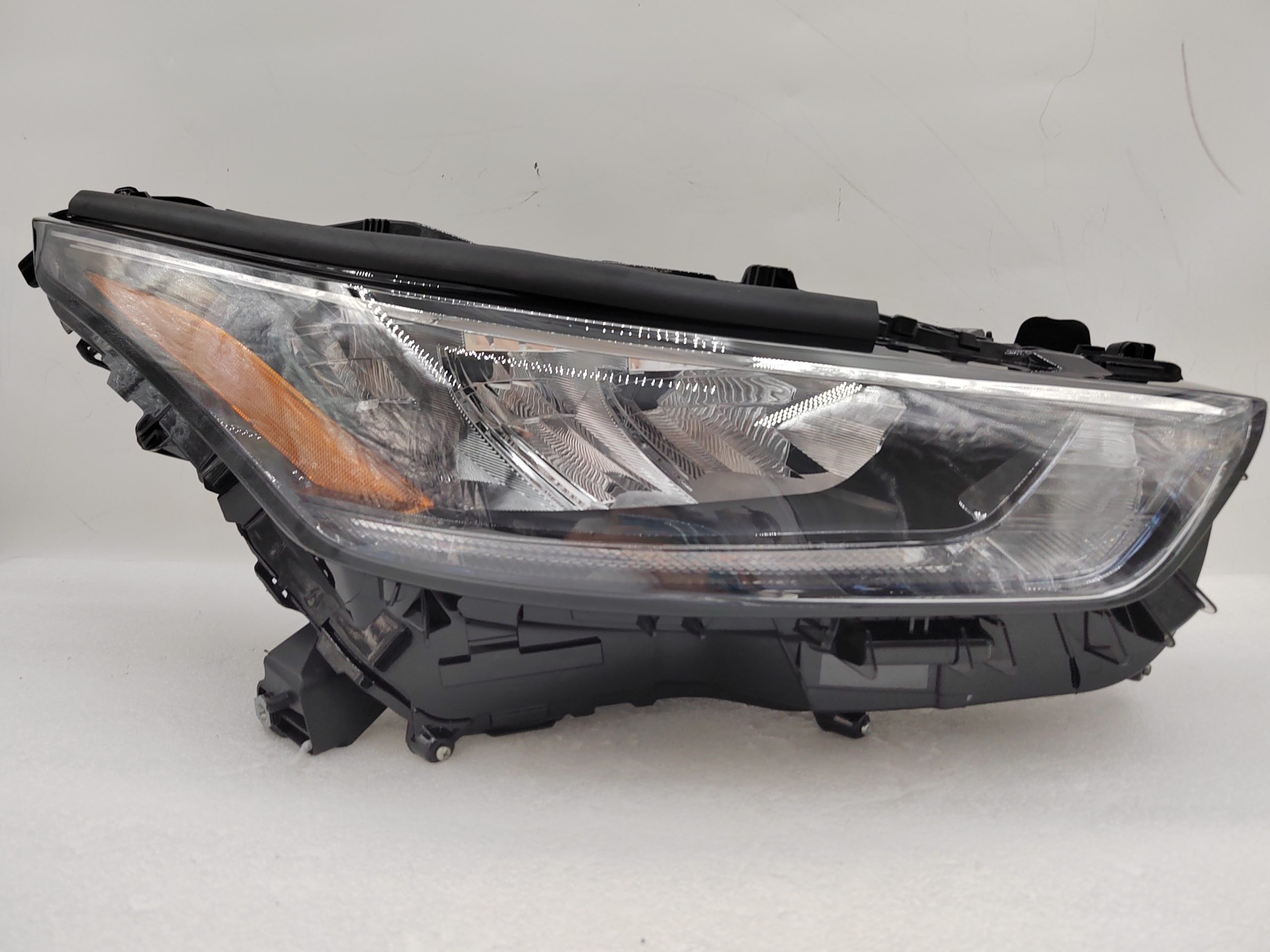 TOYOTA KLUGER 2020-2023 LED R.H.S HEADLIGHT ASSEMBLY