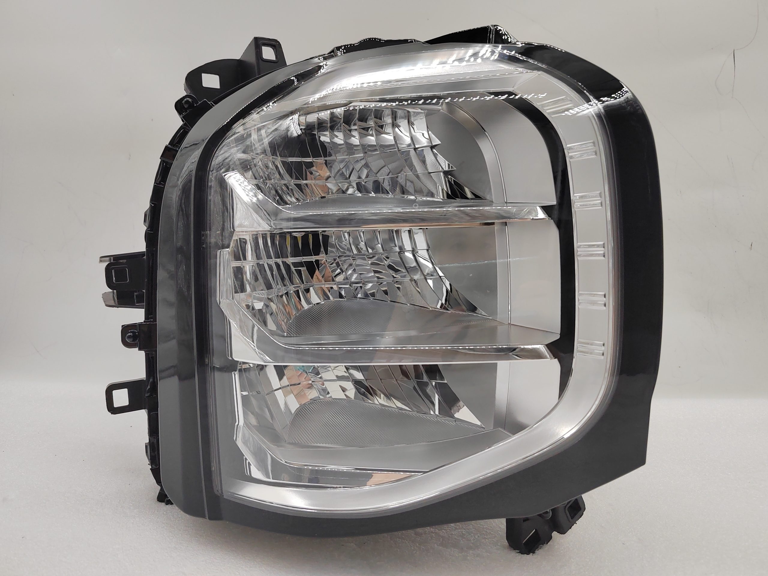 MITSUBISHI OUTLANDER 2021-2023 LED R.H.S HEADLIGHT ASSEMBLY