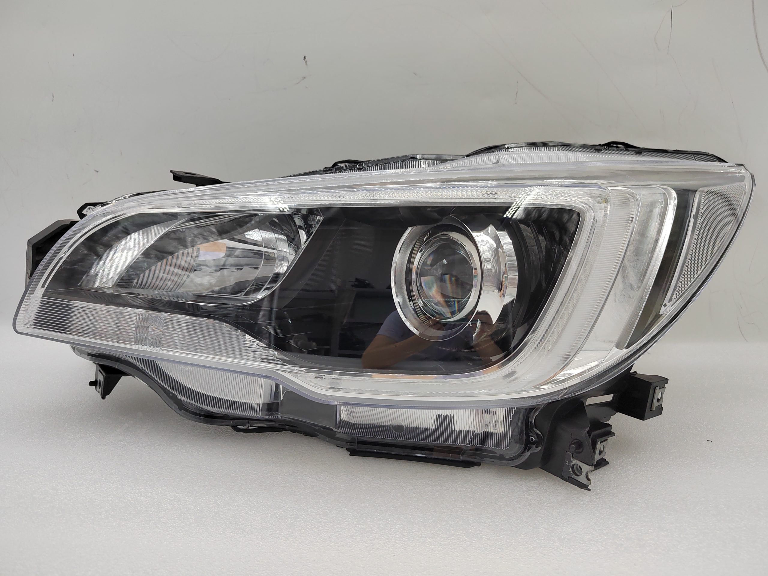 SUBARU LIBERTY OUTBACK 2015-2017 LED L.H.S HEADLIGHT ASSEMBLY