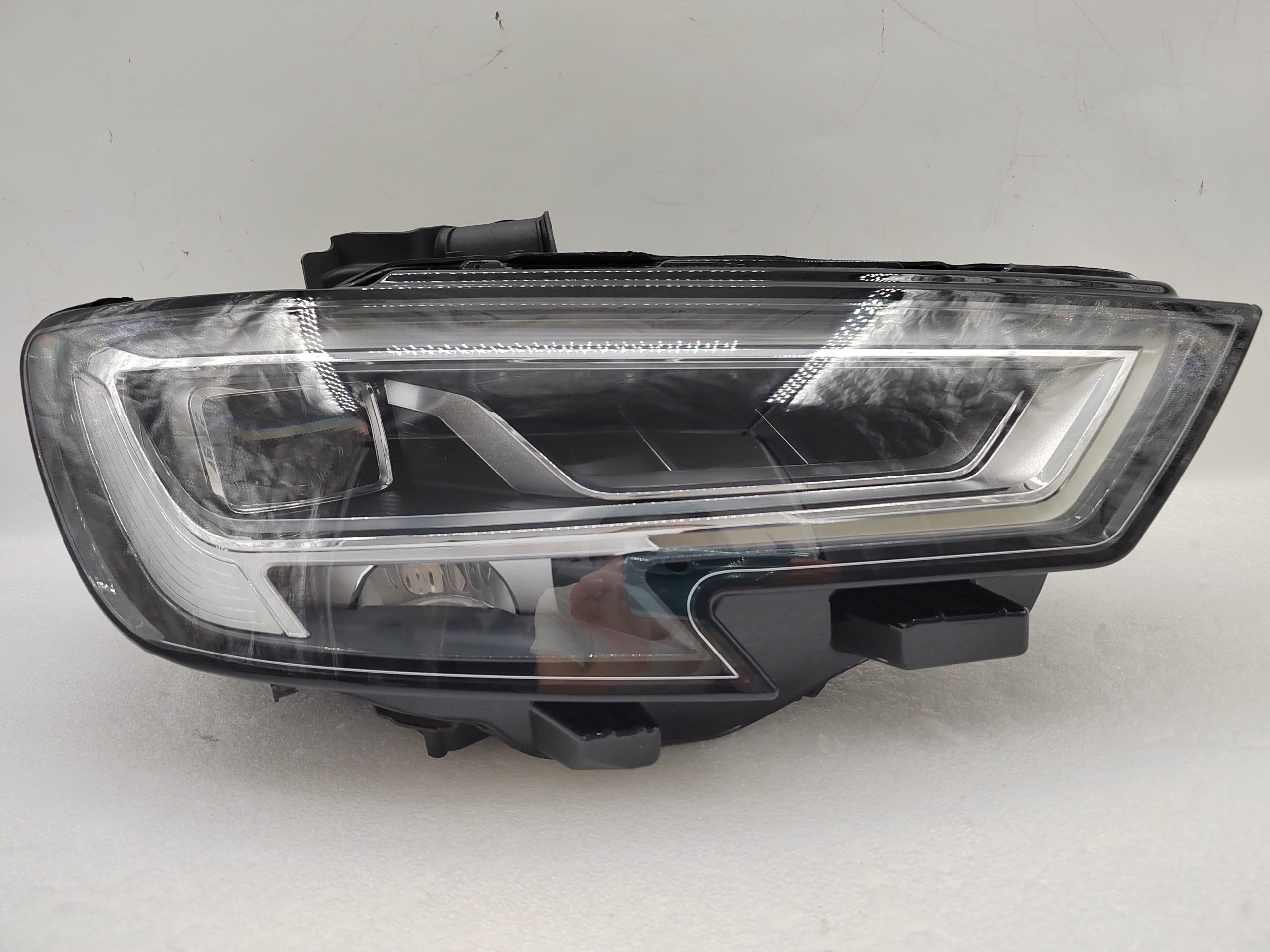 AUDI A3 RS3 8V 2016-2019 MATRIX R.H.S HEADLIGHT ASSEMBLY