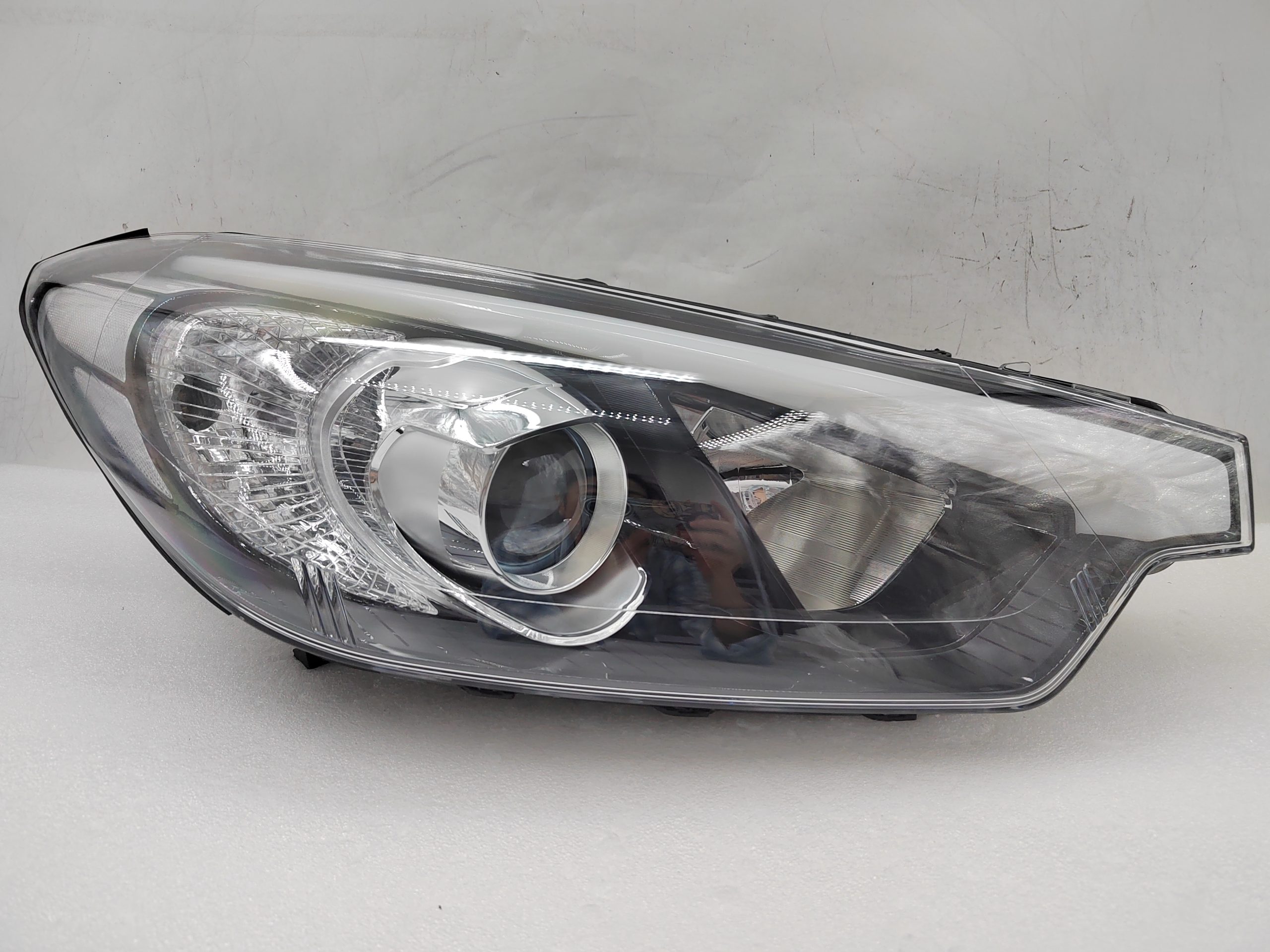 KIA CERATO 2013-2015 HALOGEN R.H.S HEADLIGHT ASSEMBLY
