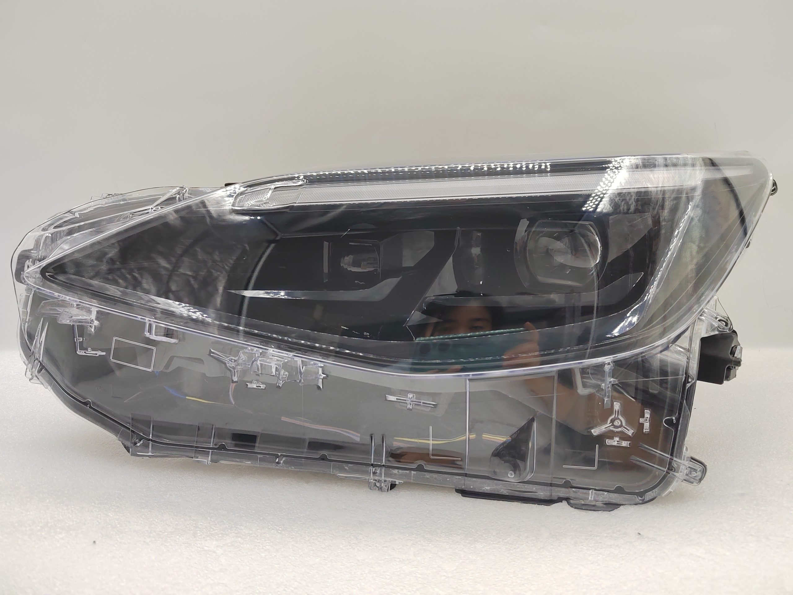 TOYOTA YARIS CROSS MXPB10 2020-2023 LED L.H.S HEADLIGHT ASSEMBLY