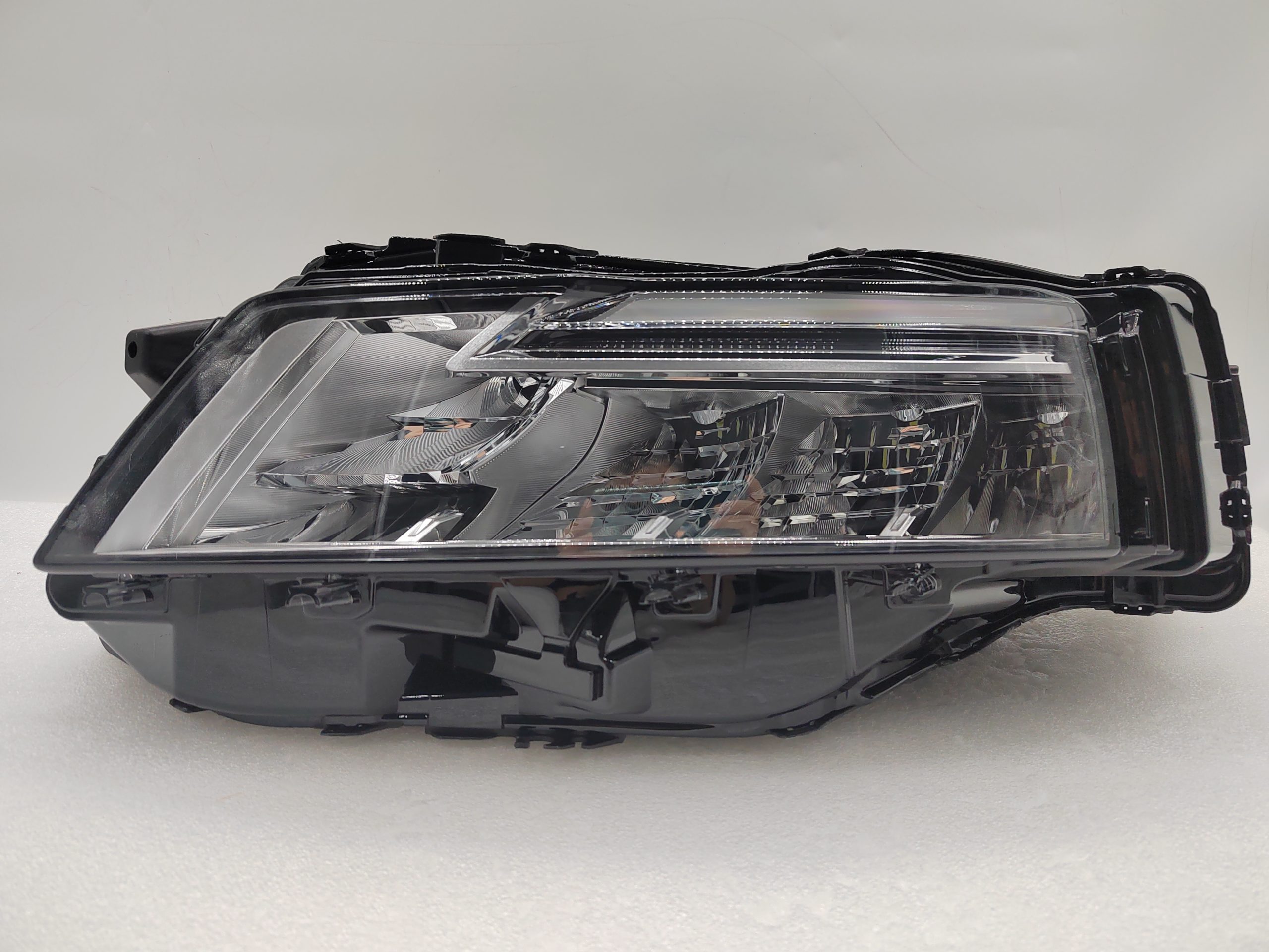 NISSAN X-TRAIL/ROGUE 2021-2023 LED L.H.S HEADLIGHT ASSEMBLY