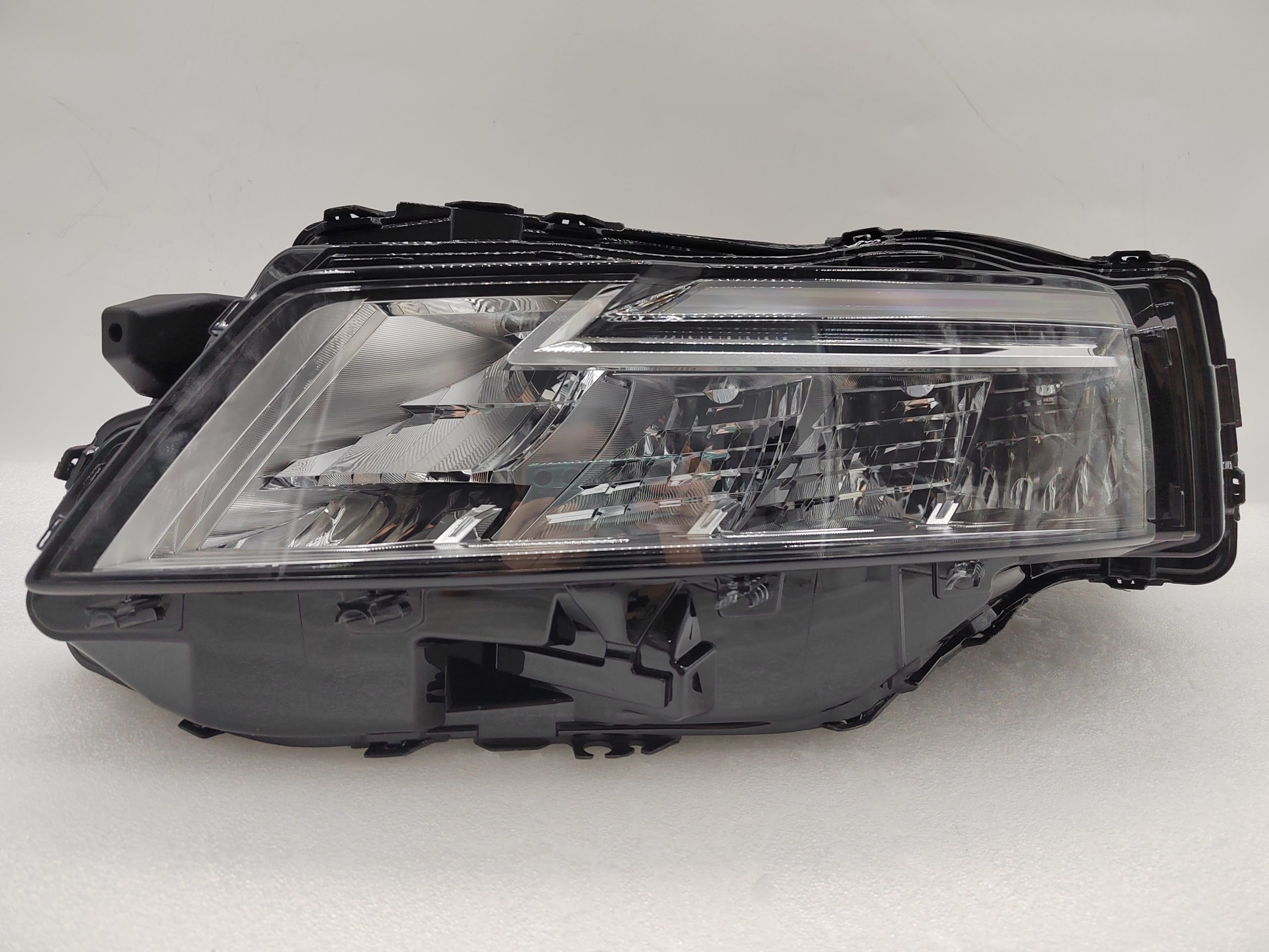 NISSAN X-TRAIL/ROGUE 2021-2023 LED L.H.S HEADLIGHT ASSEMBLY