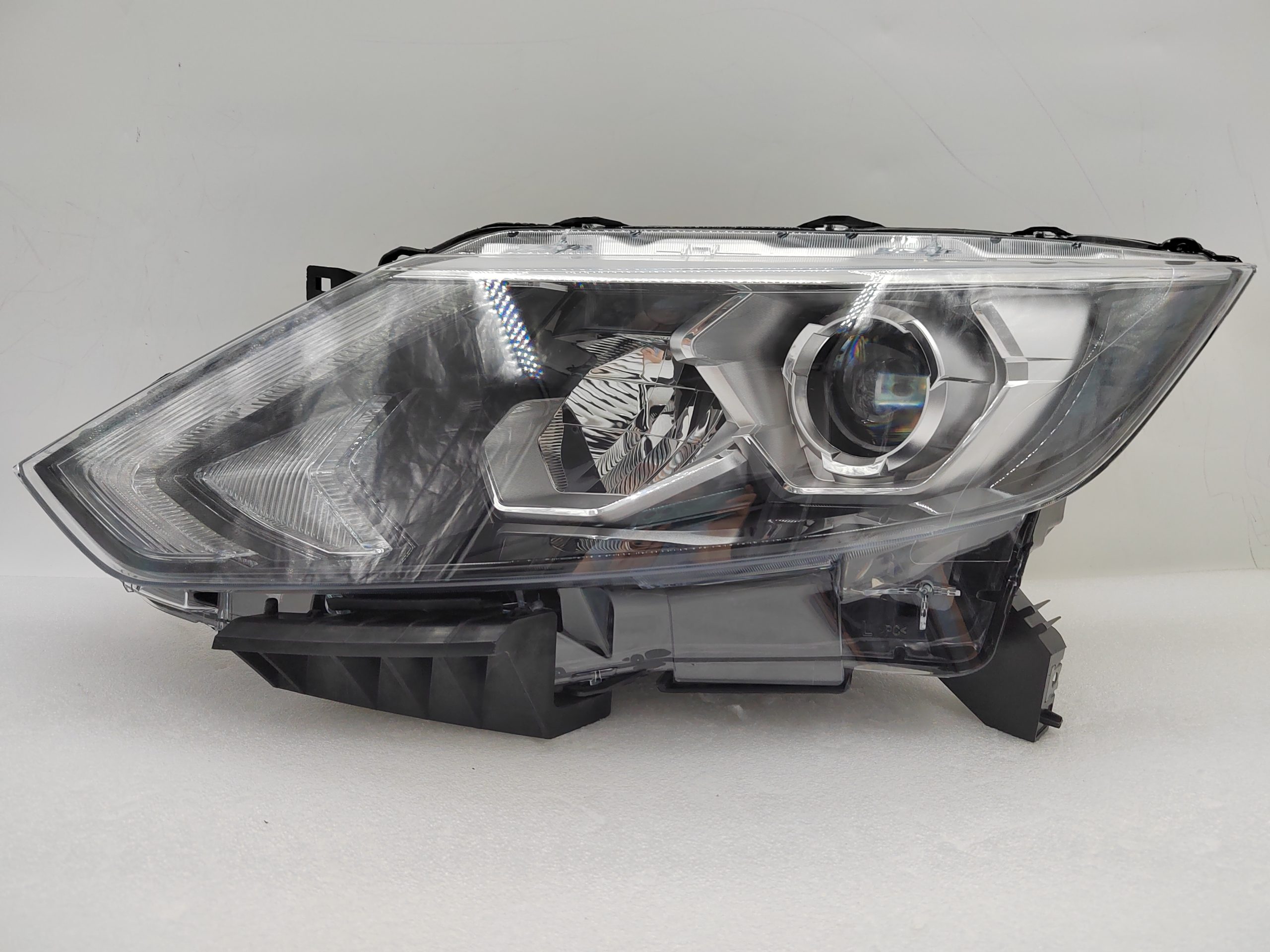 NISSAN QASHQAI J11 2014-2016 LED L.H.S HEADLIGHT ASSEMBLY