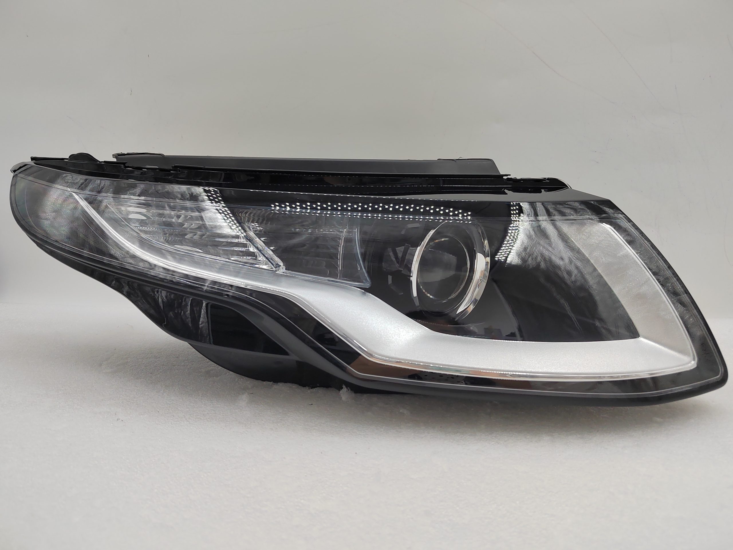LAND ROVER RANGE ROVER EVOQUE 2016-2018 HALOGEN R.H.S HEADLIGHT ASSEMBLY