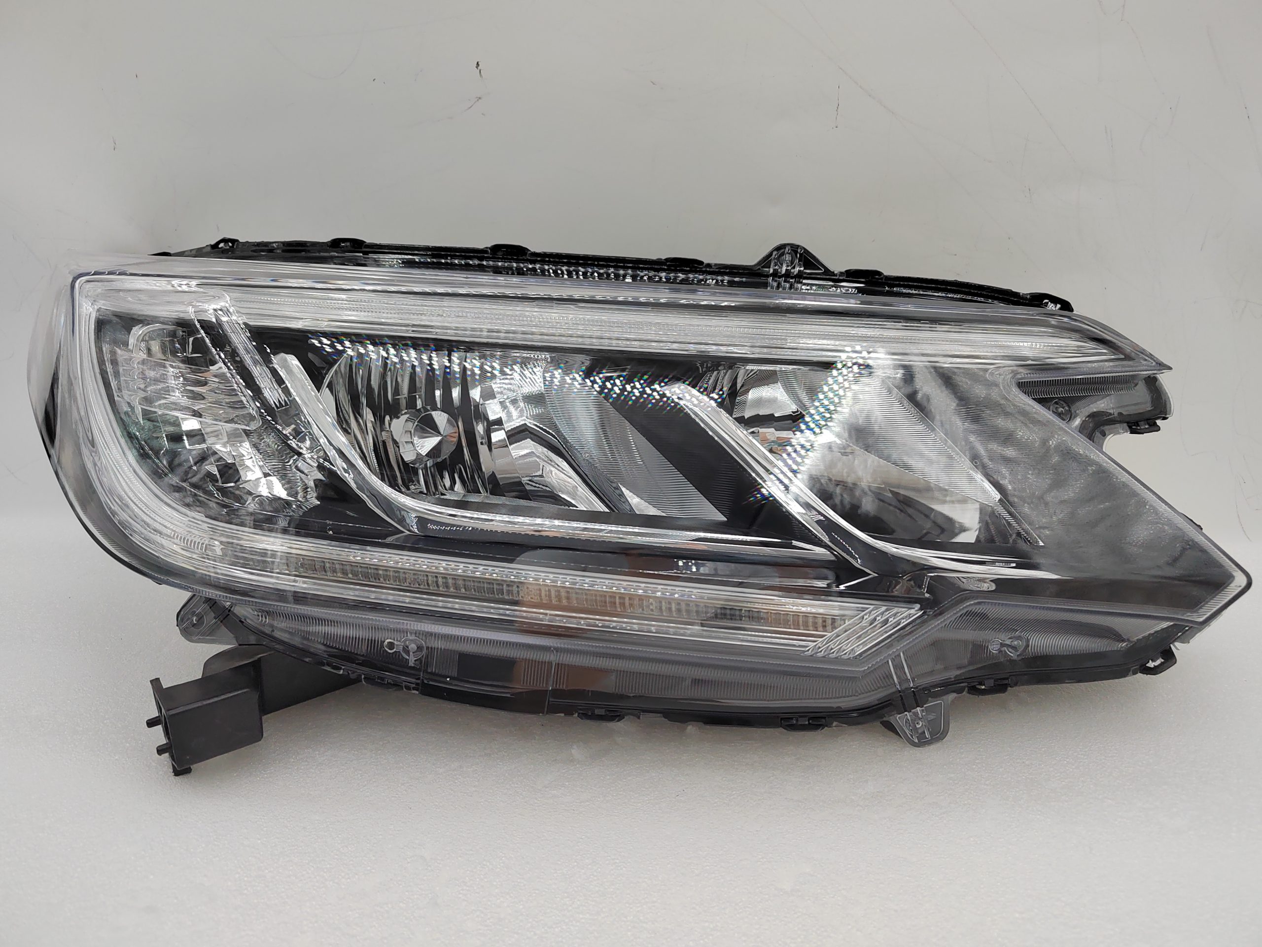 HONDA CR-V 2015-2016 HALOGEN R.H.S HEADLIGHT ASSEMBLY