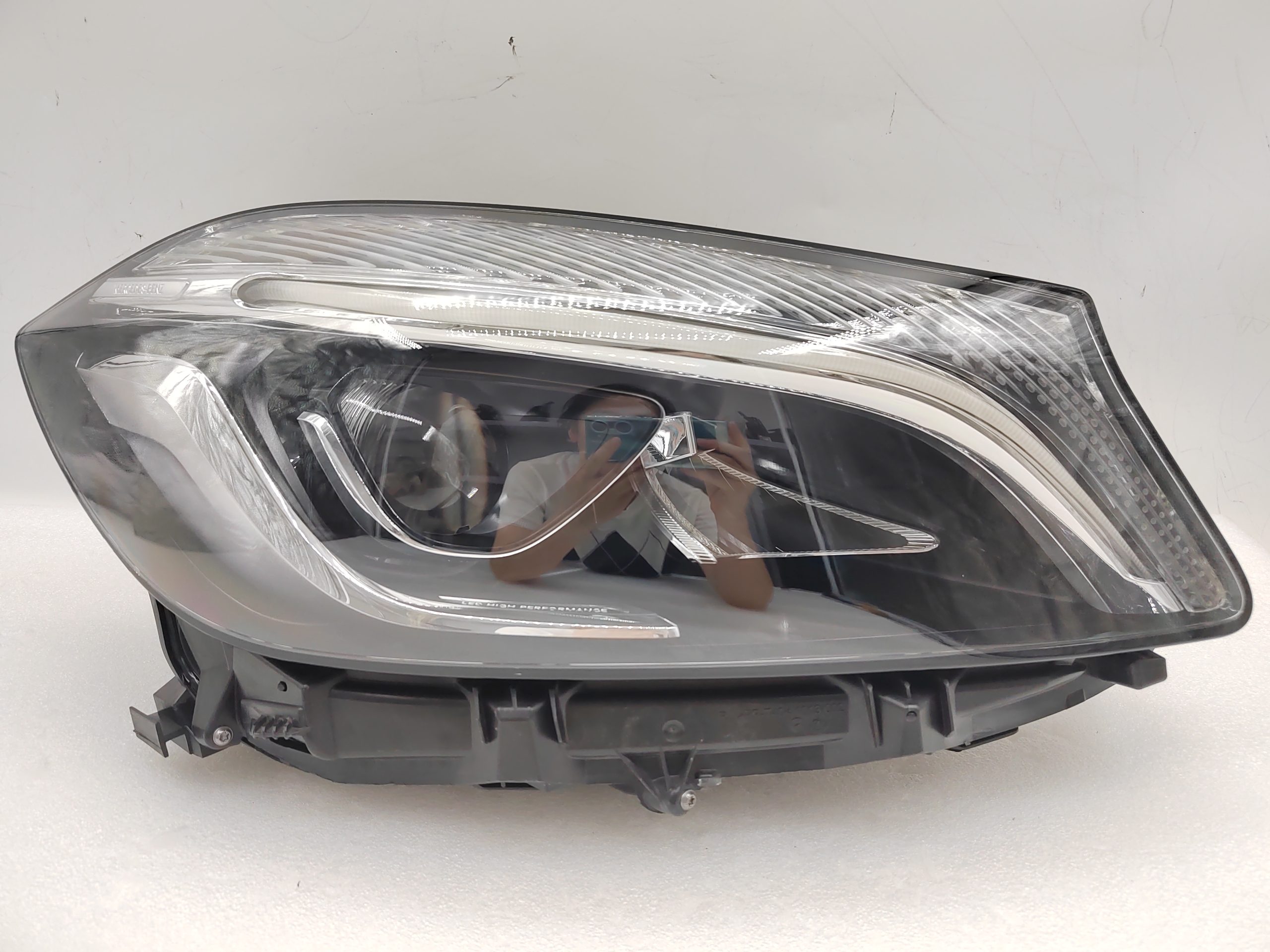 MERCEDES-BENZ A-CLASS W176 2016-2017 LED R.H.S HEADLIGHT ASSEMBLY
