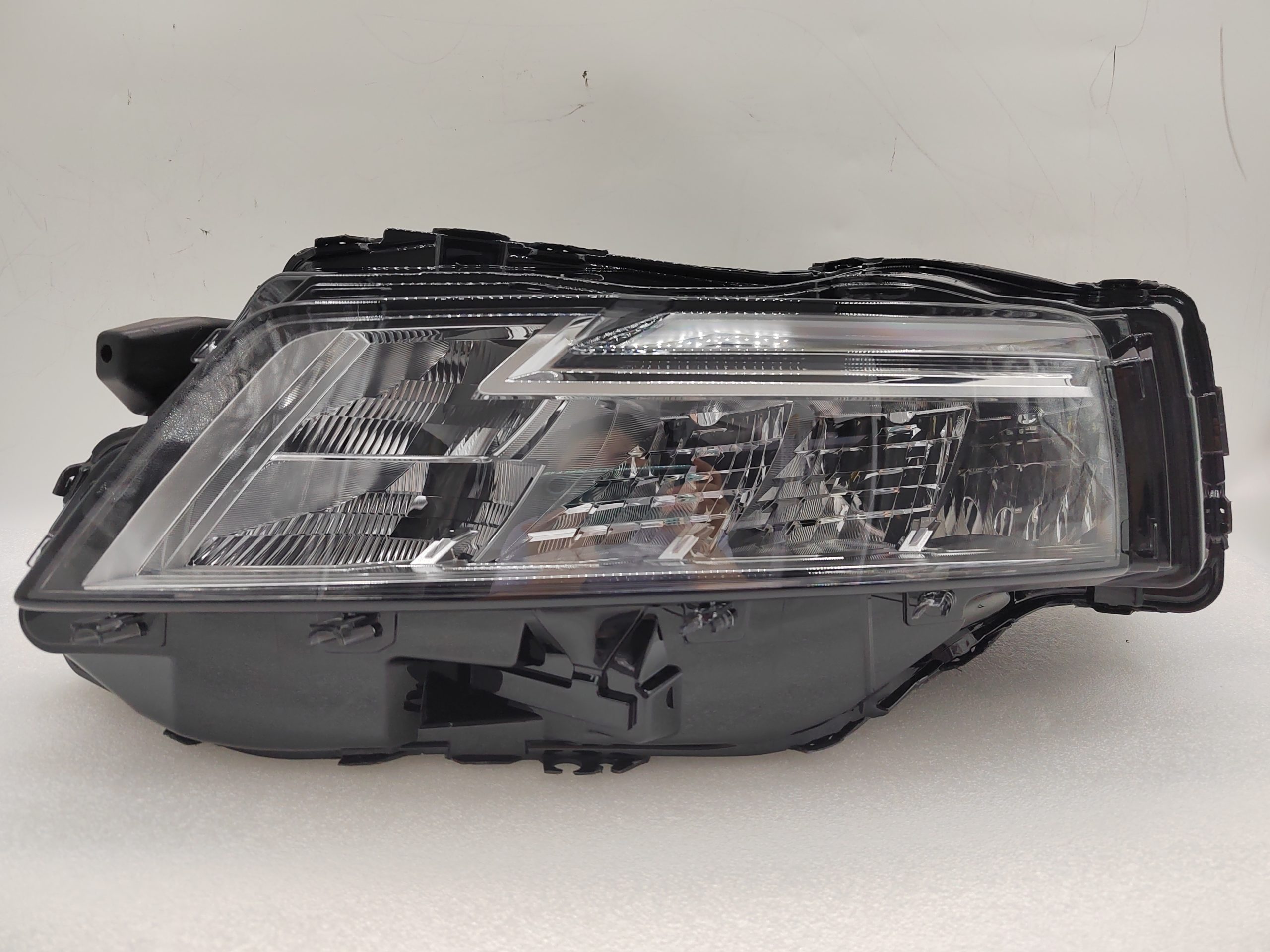 NISSAN X-TRAIL/ROGUE 2021-2023 LED L.H.S HEADLIGHT ASSEMBLY