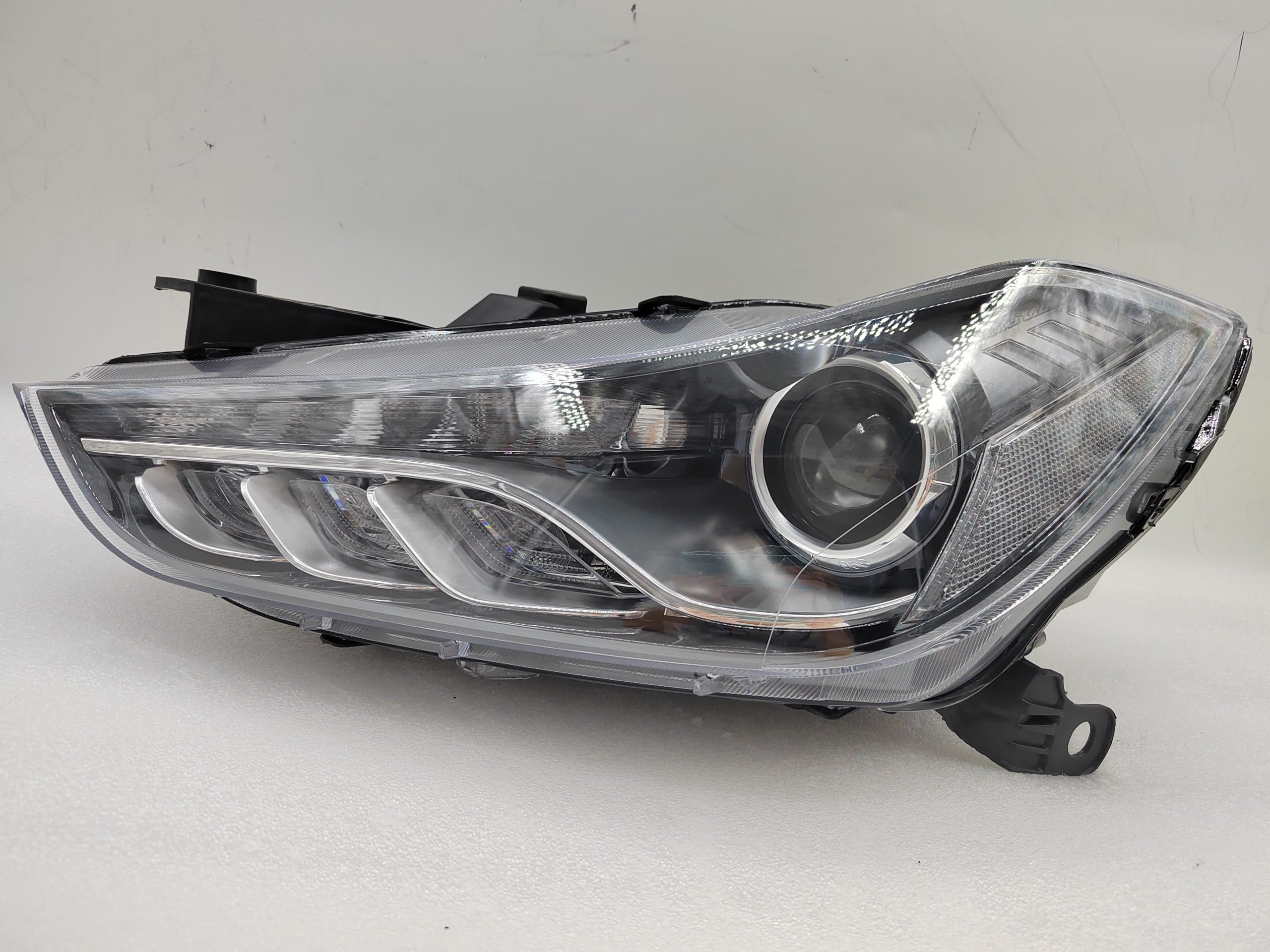 MASERATI GHIBLI 2014-2019 XENON L.H.S HEADLIGHT ASSEMBLY